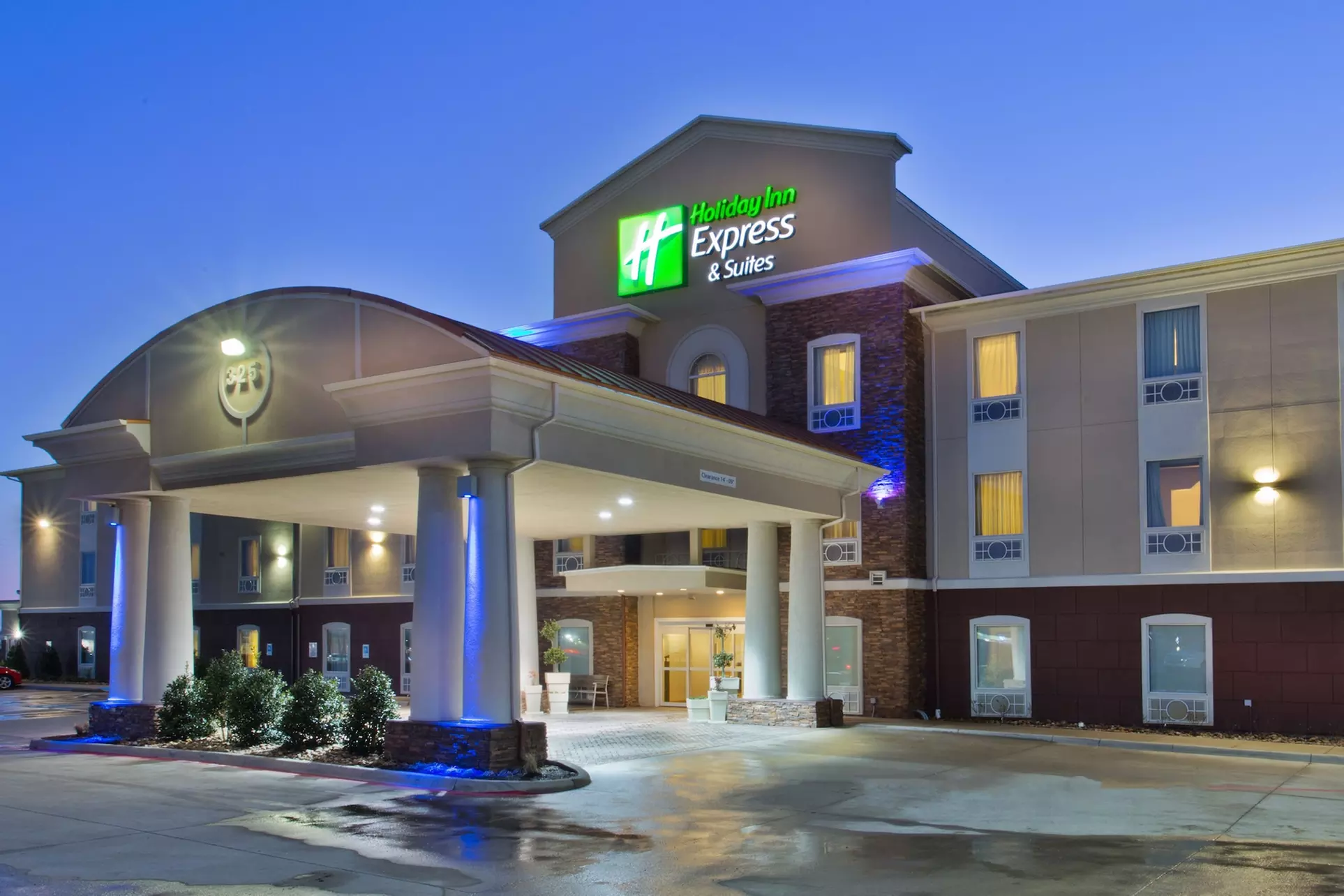 Holiday Inn Express Hotel & Suites Alvarado, an IHG Hotel - Primary Image