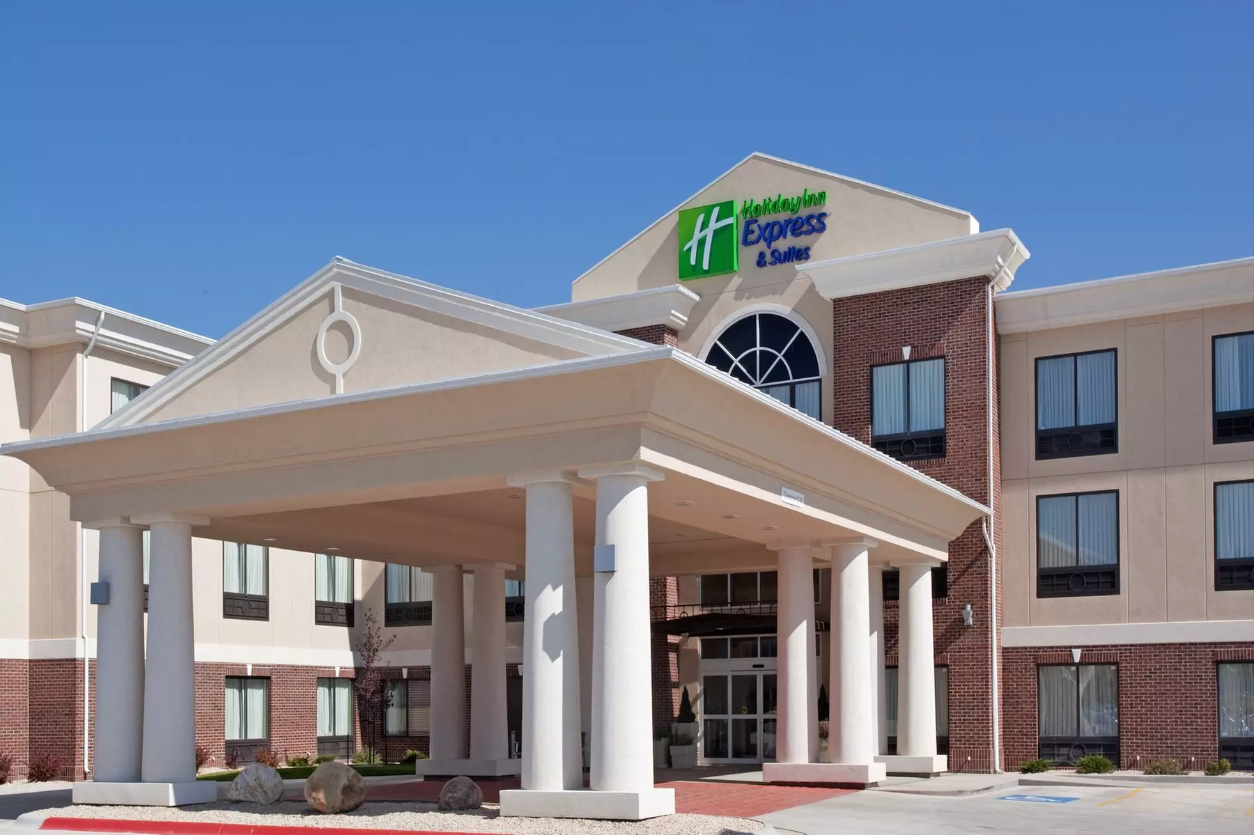 Holiday Inn Express & Suites Buffalo by IHG - Primary Image