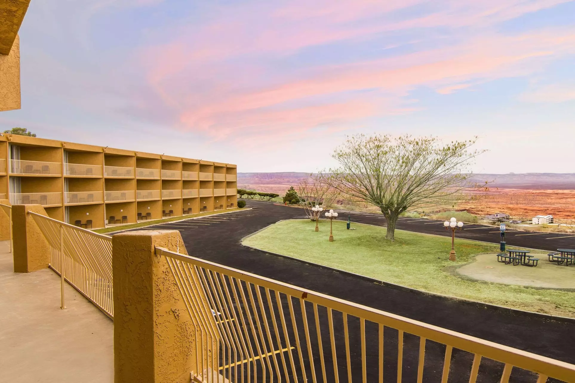 Quality Inn View of Lake Powell - Page - Primary Image