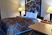 Super 8 by Wyndham Vancouver East - Second Medium