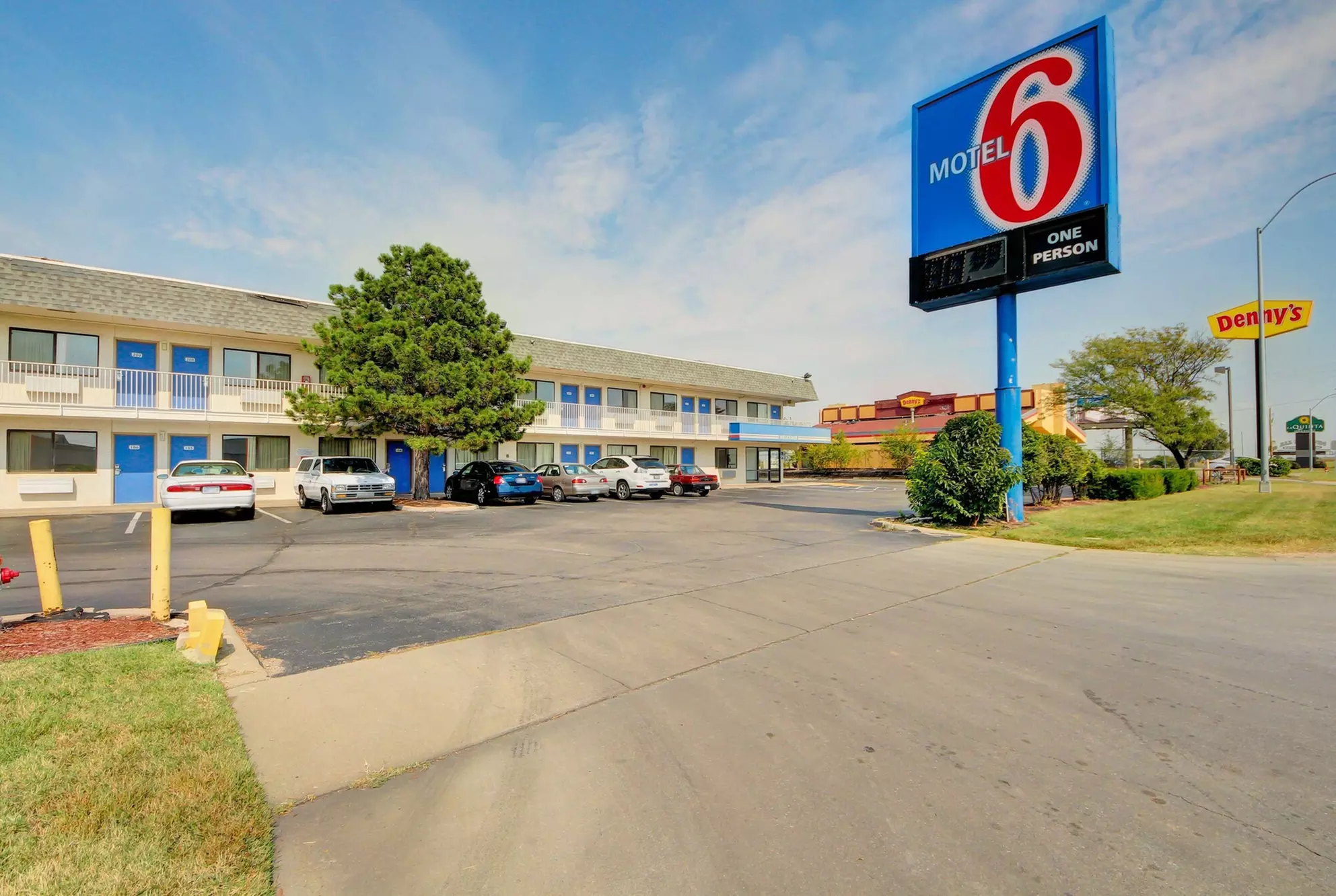 Motel 6 Wichita, KS - Primary Image