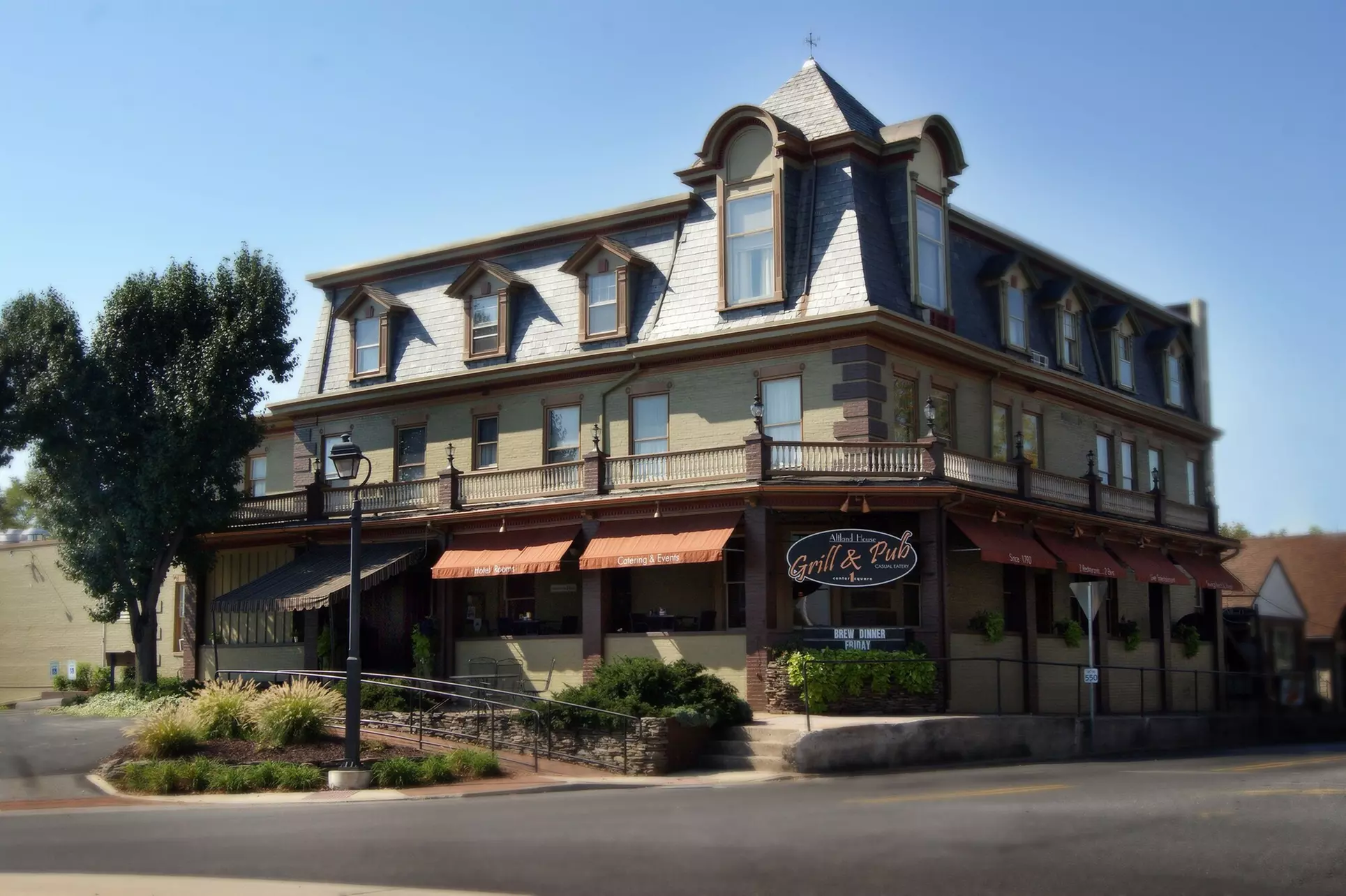 Altland House Inn and Suites - Primary Image