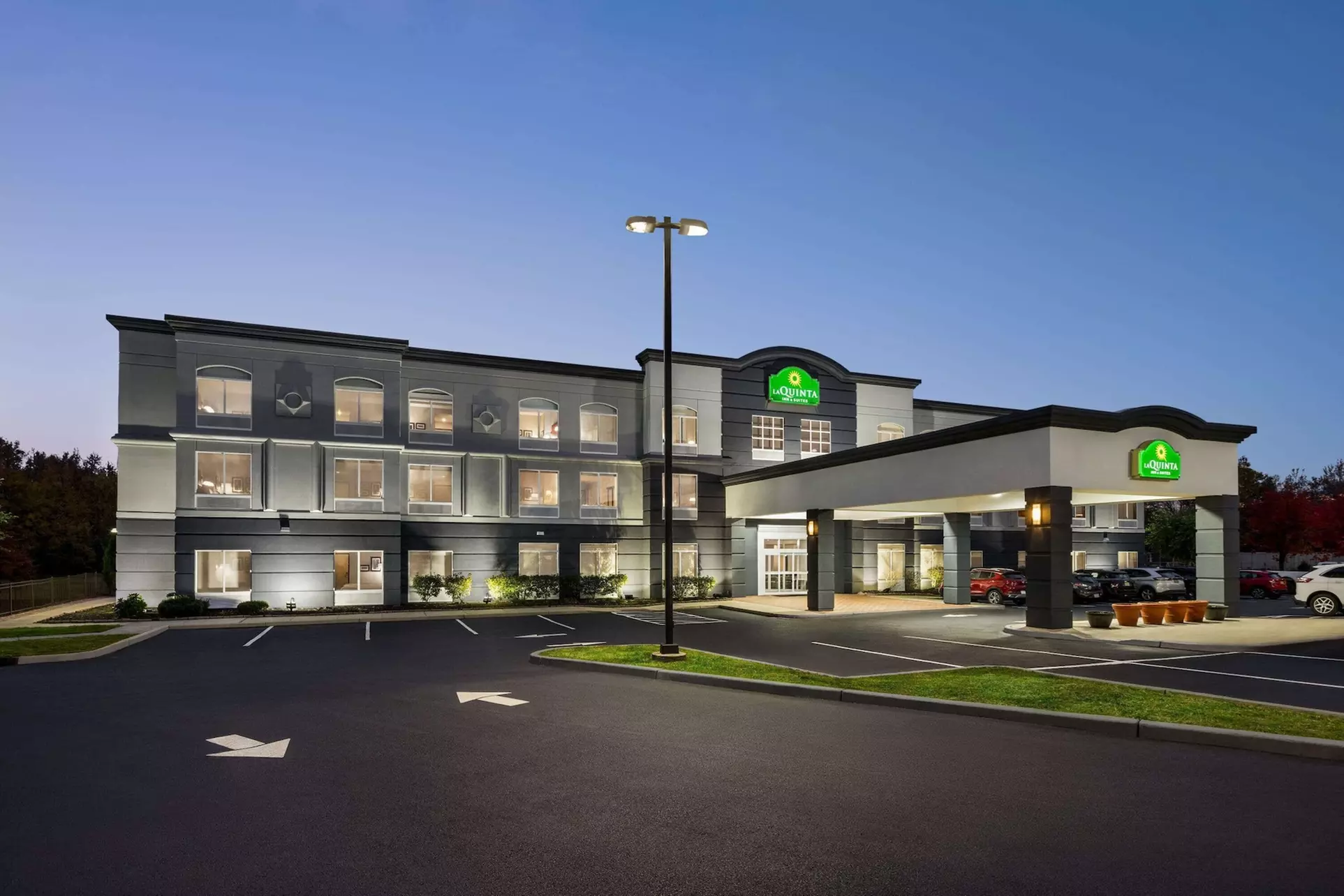 La Quinta Inn & Suites by Wyndham Mt. Laurel - Philadelphia - Primary Image