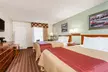 Days Inn by Wyndham Orangeburg - Second Medium
