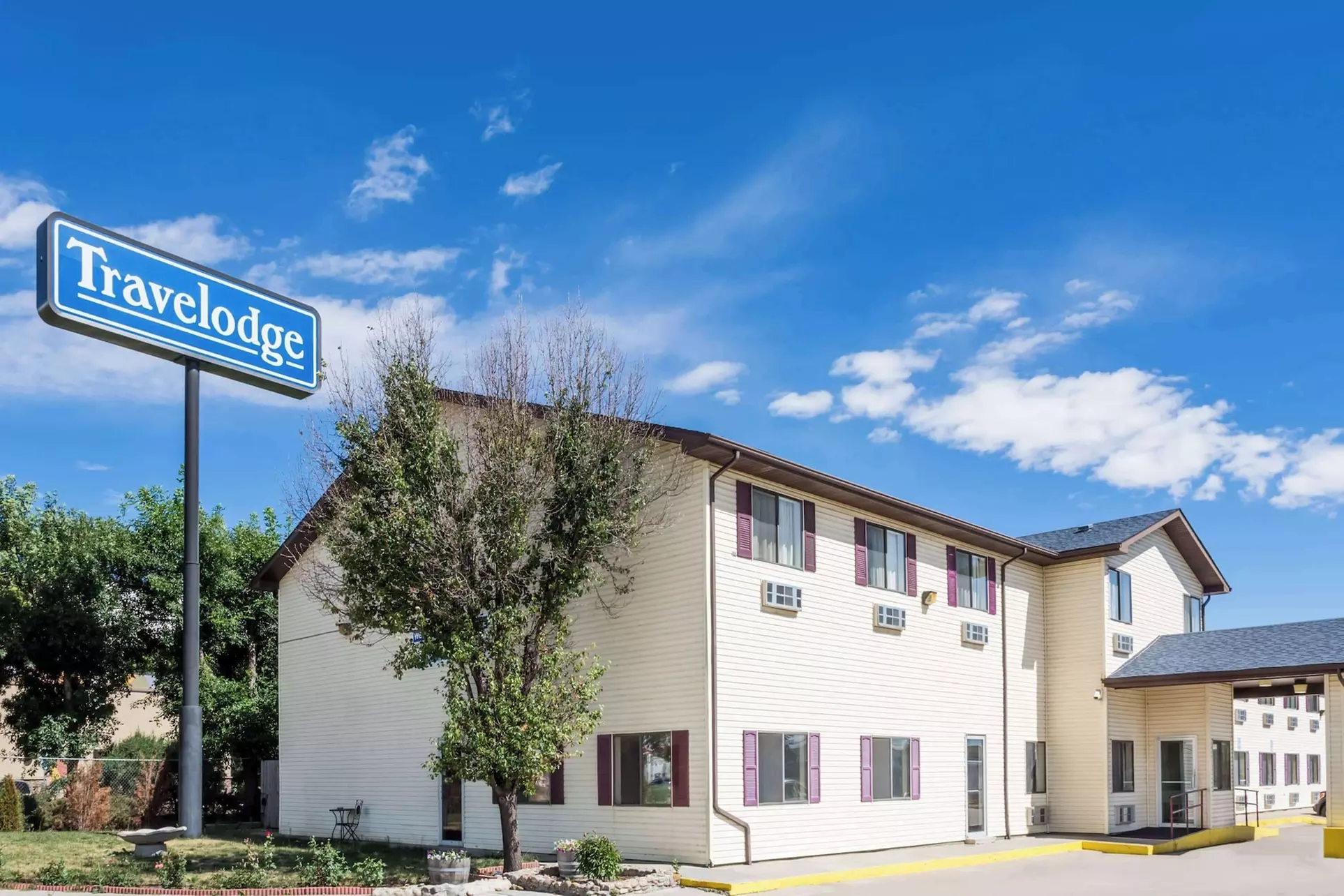 Travelodge by Wyndham Longmont - Primary Image