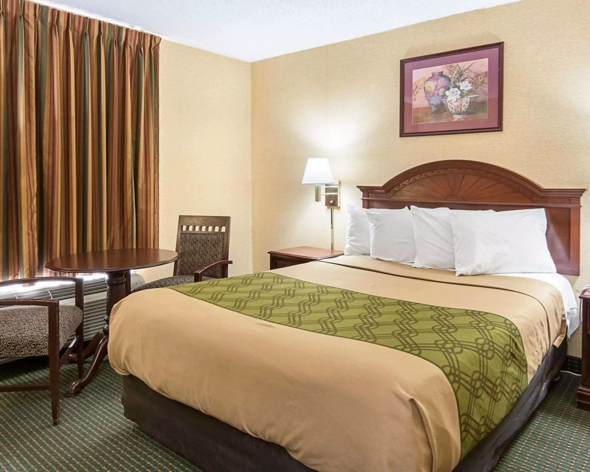 Econo Lodge Near Quantico Marine Base - Primary Image