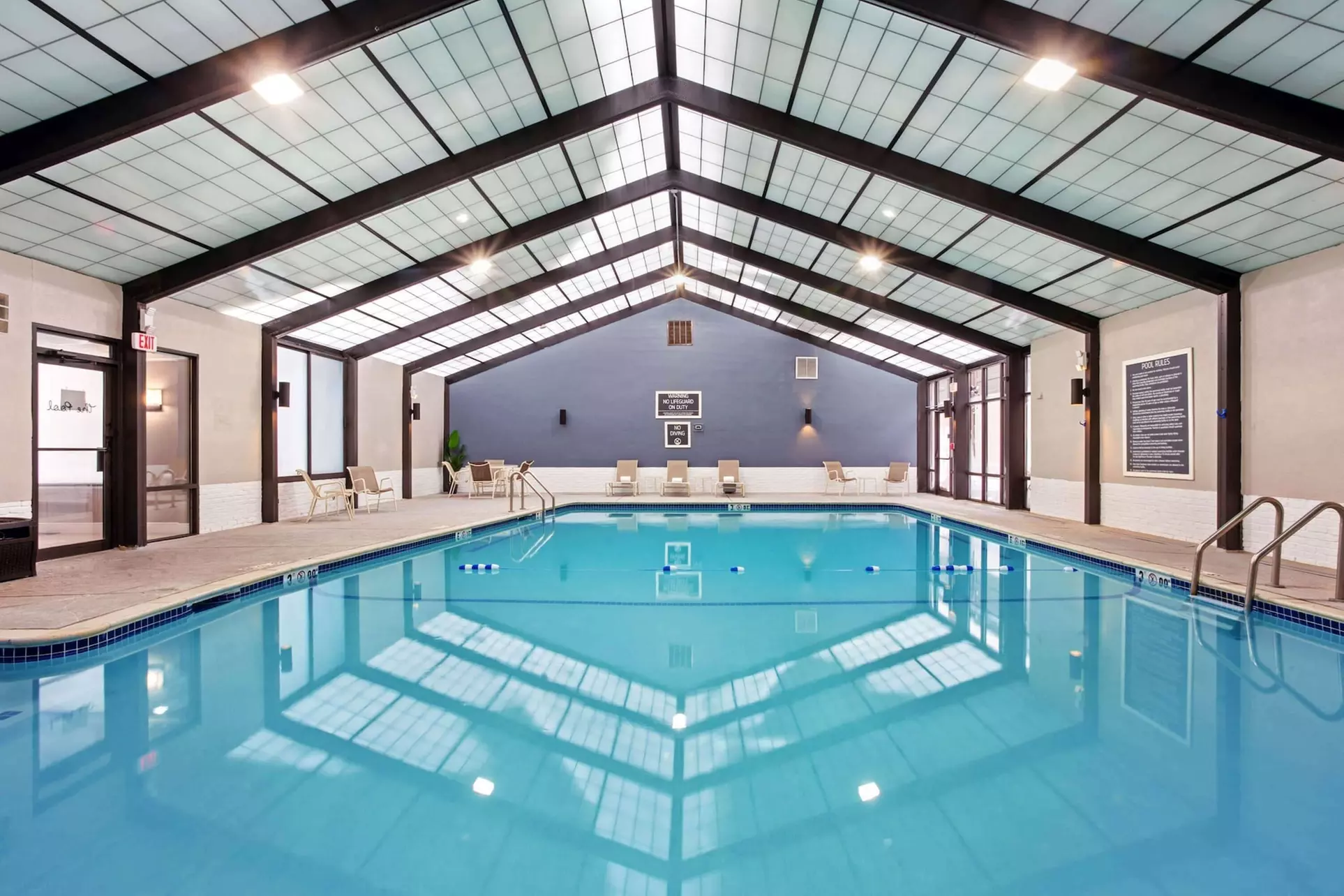 La Quinta Inn & Suites by Wyndham Boston-Andover - Primary Image