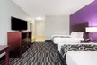 La Quinta Inn & Suites by Wyndham Bridge City - Second Medium