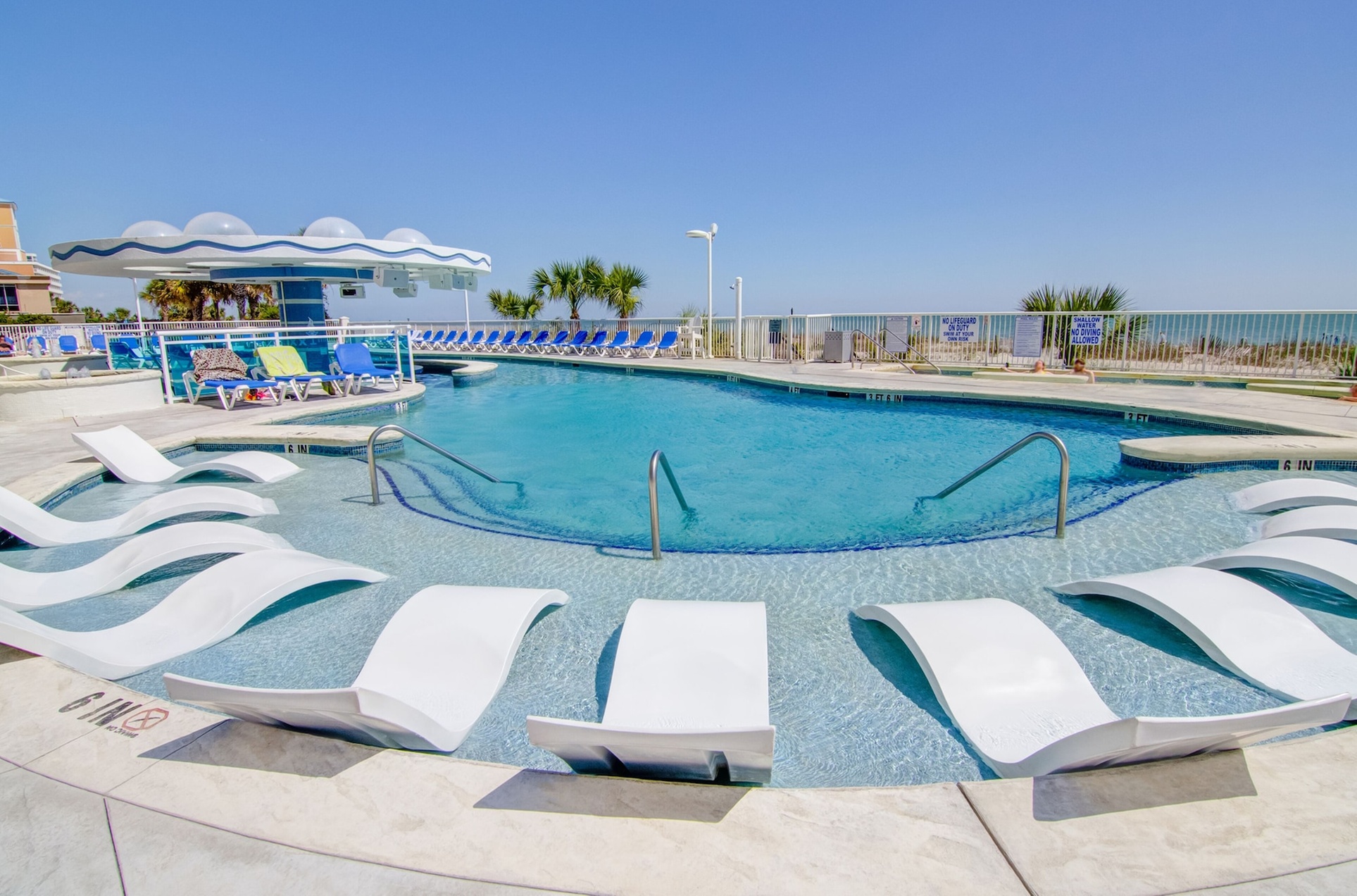 hotel BLUE