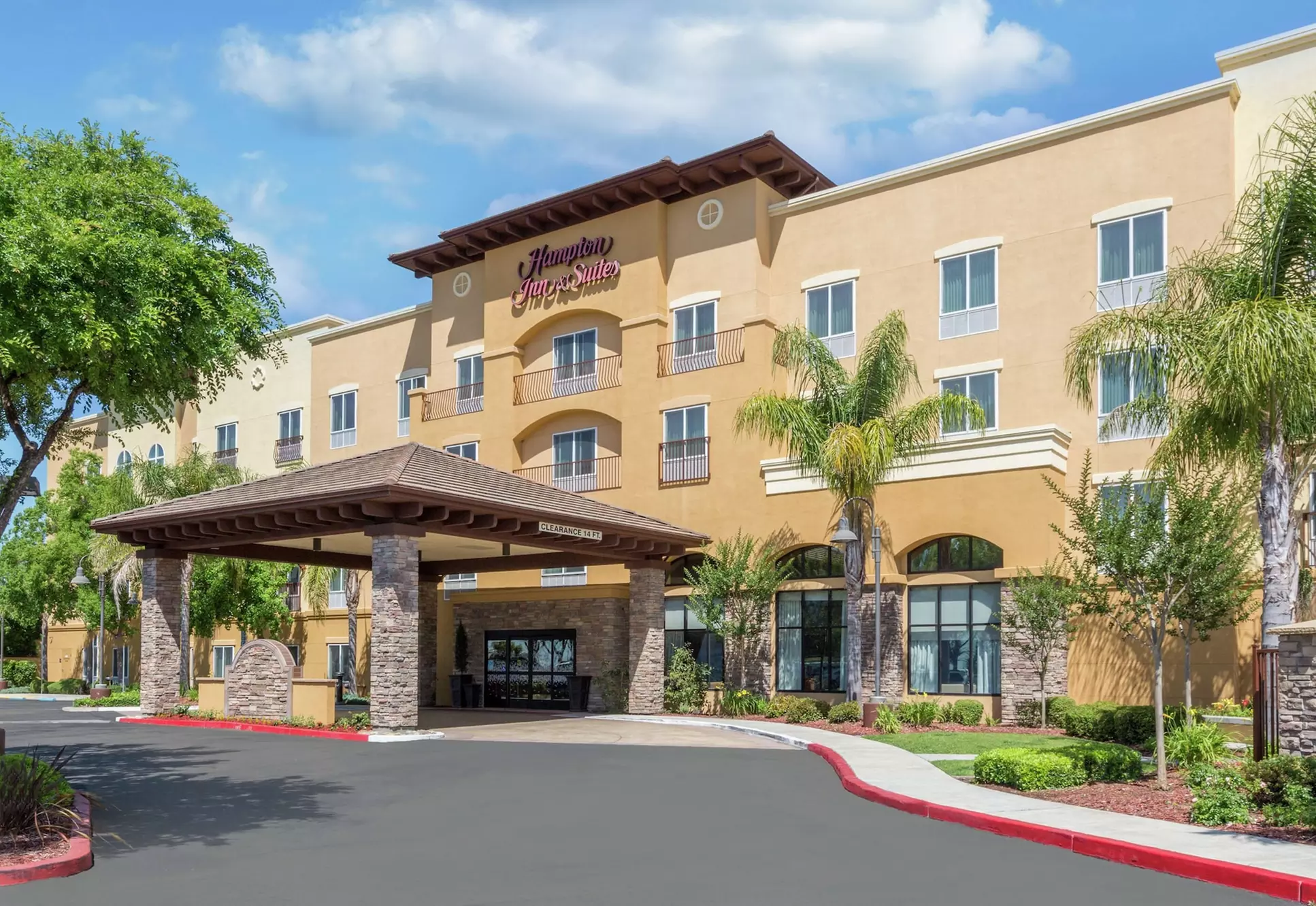 Hampton Inn & Suites Lodi - Primary Image