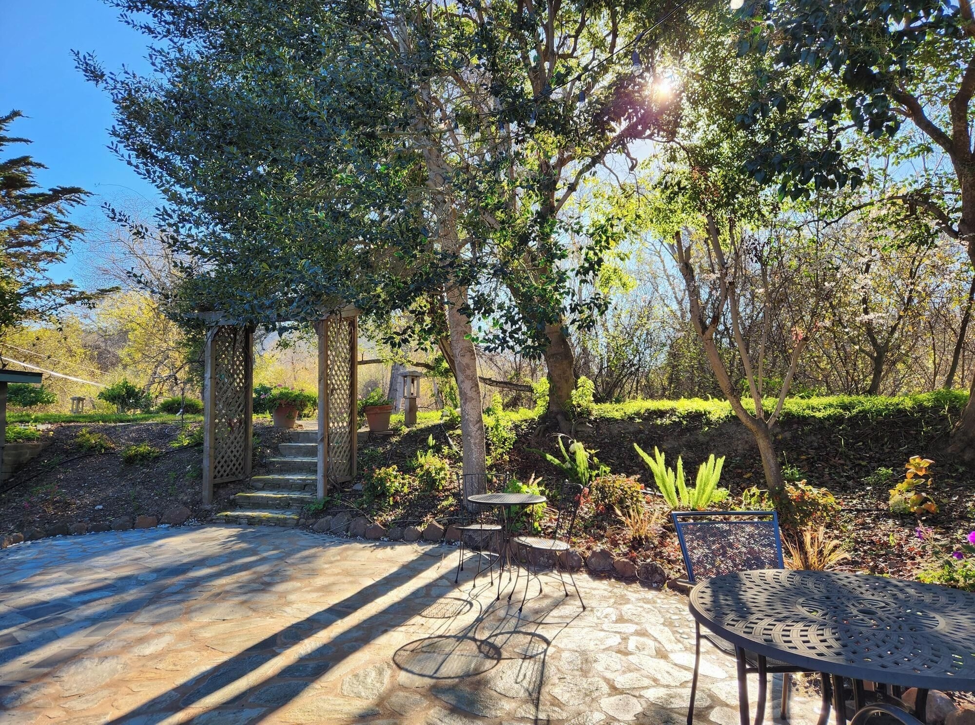 Carmel River Inn & Cottages
