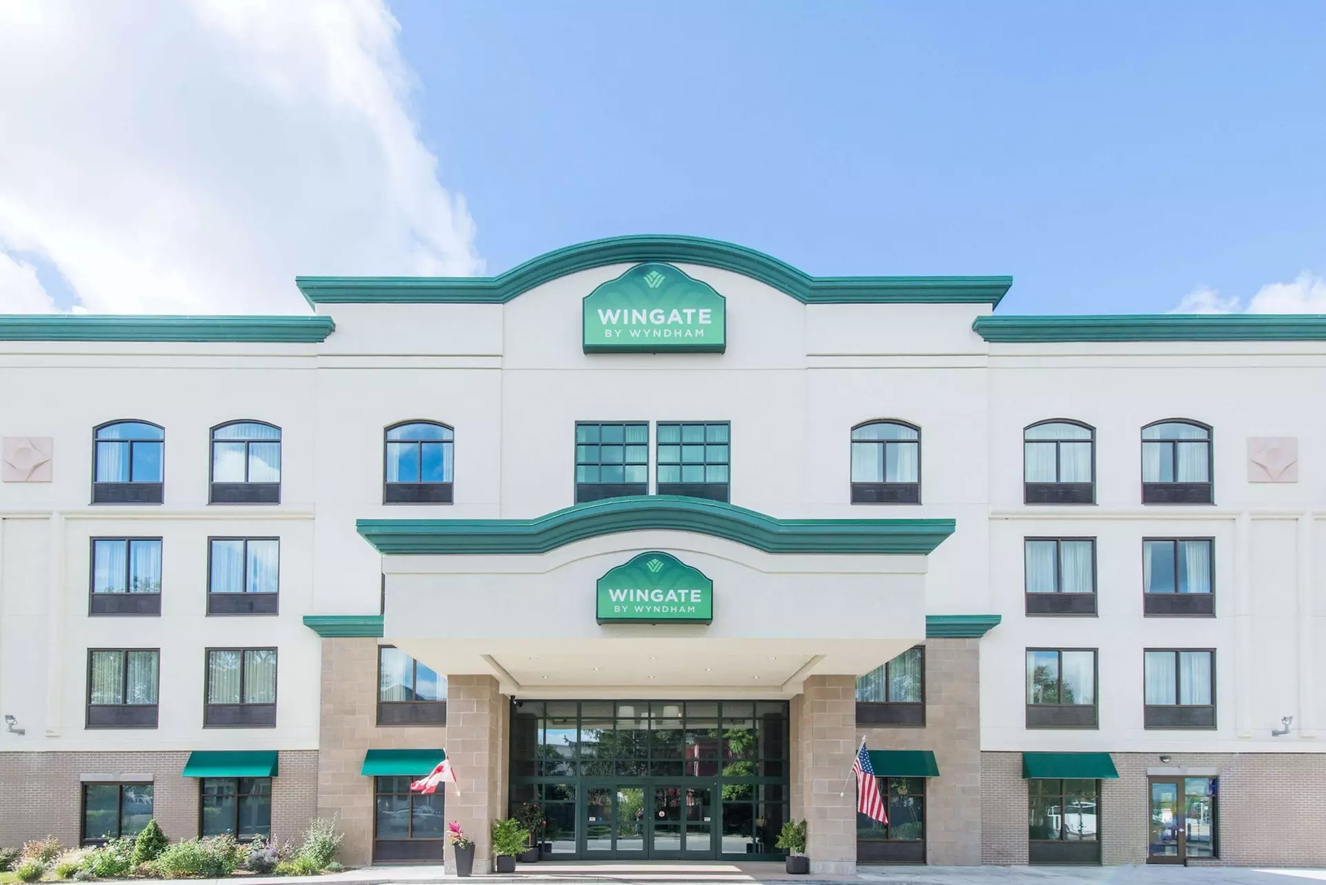 Wingate By Wyndham Niagara Falls - Primary Image