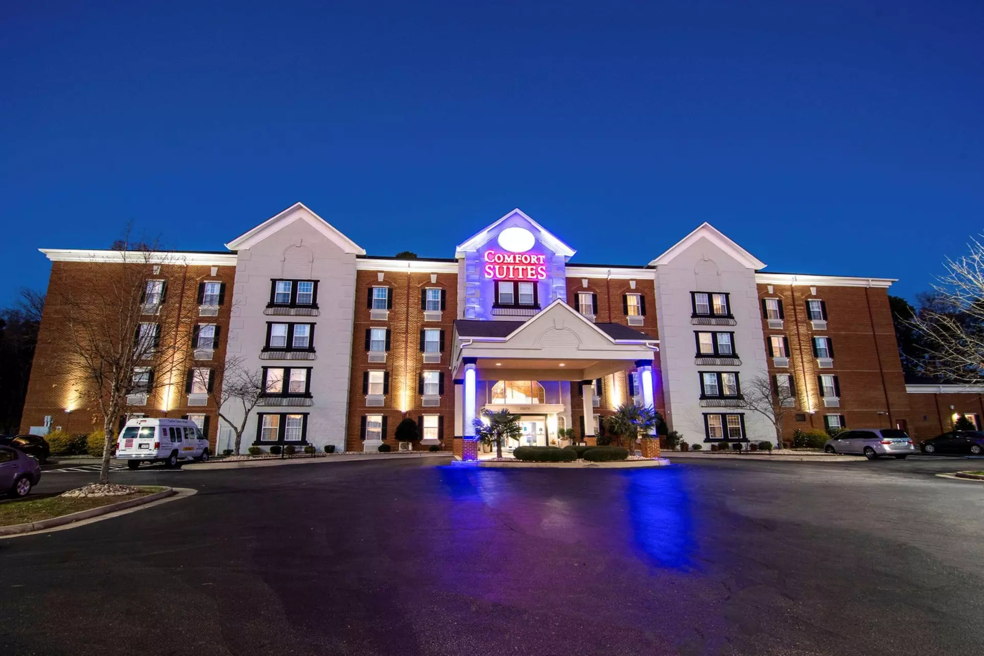 Comfort Suites Airport - Primary Image