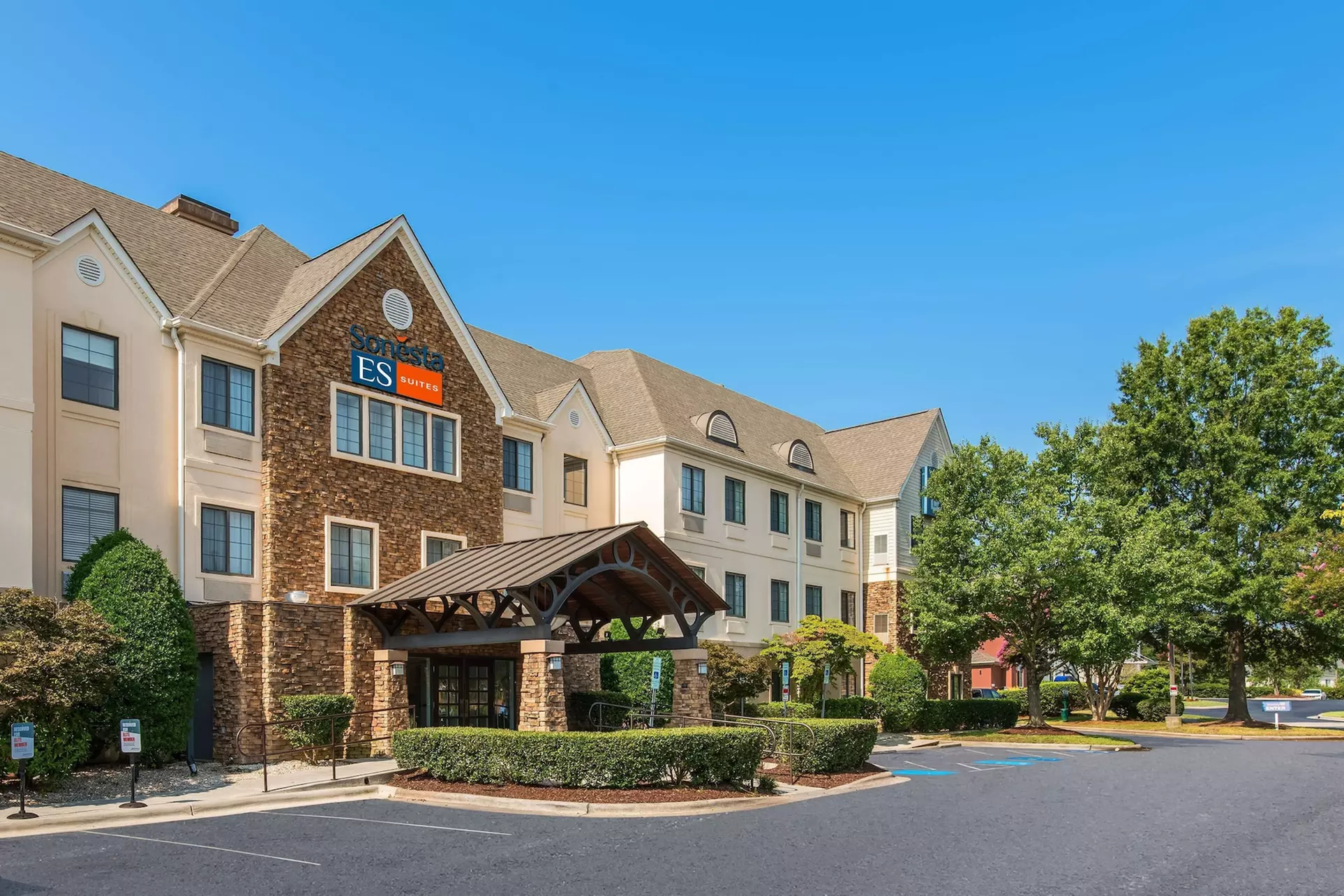 Sonesta ES Suites Charlotte Arrowood - Primary Image