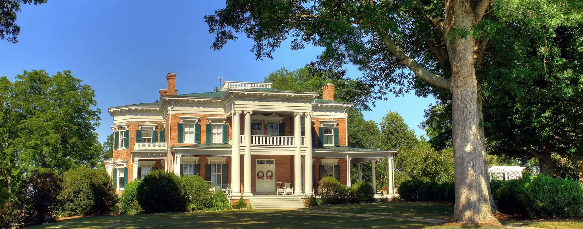 Rockwood Manor - Primary Image