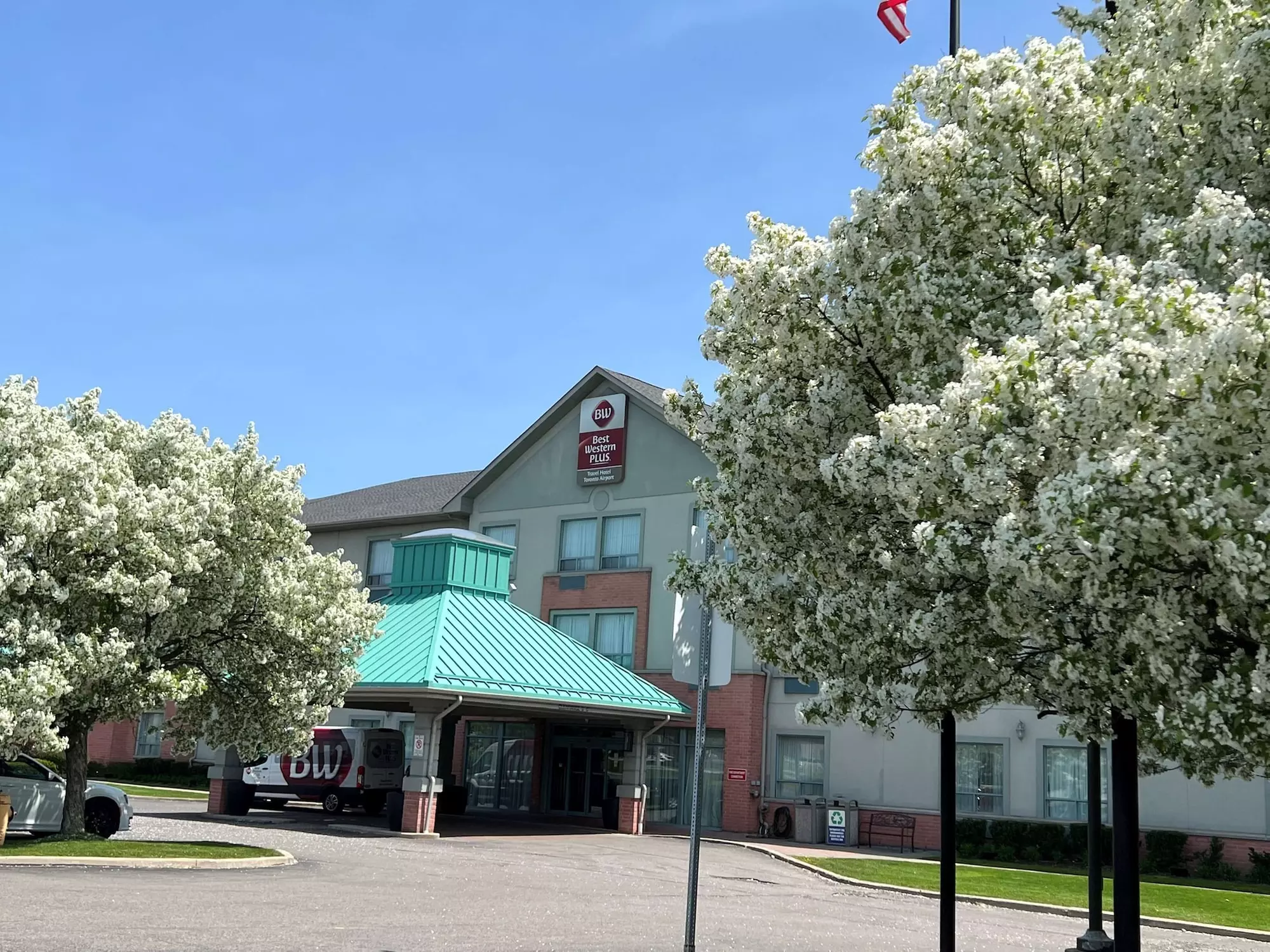 Best Western Plus Travel Hotel Toronto Airport - Primary Image