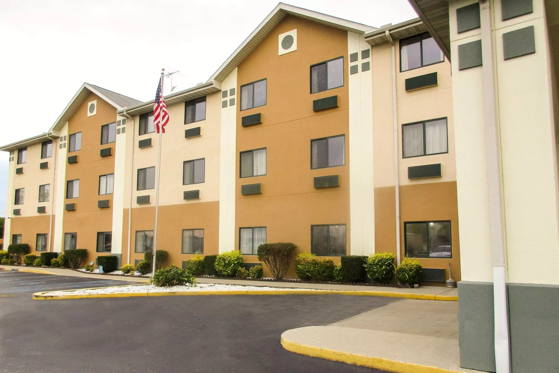 Quality Inn - Primary Image