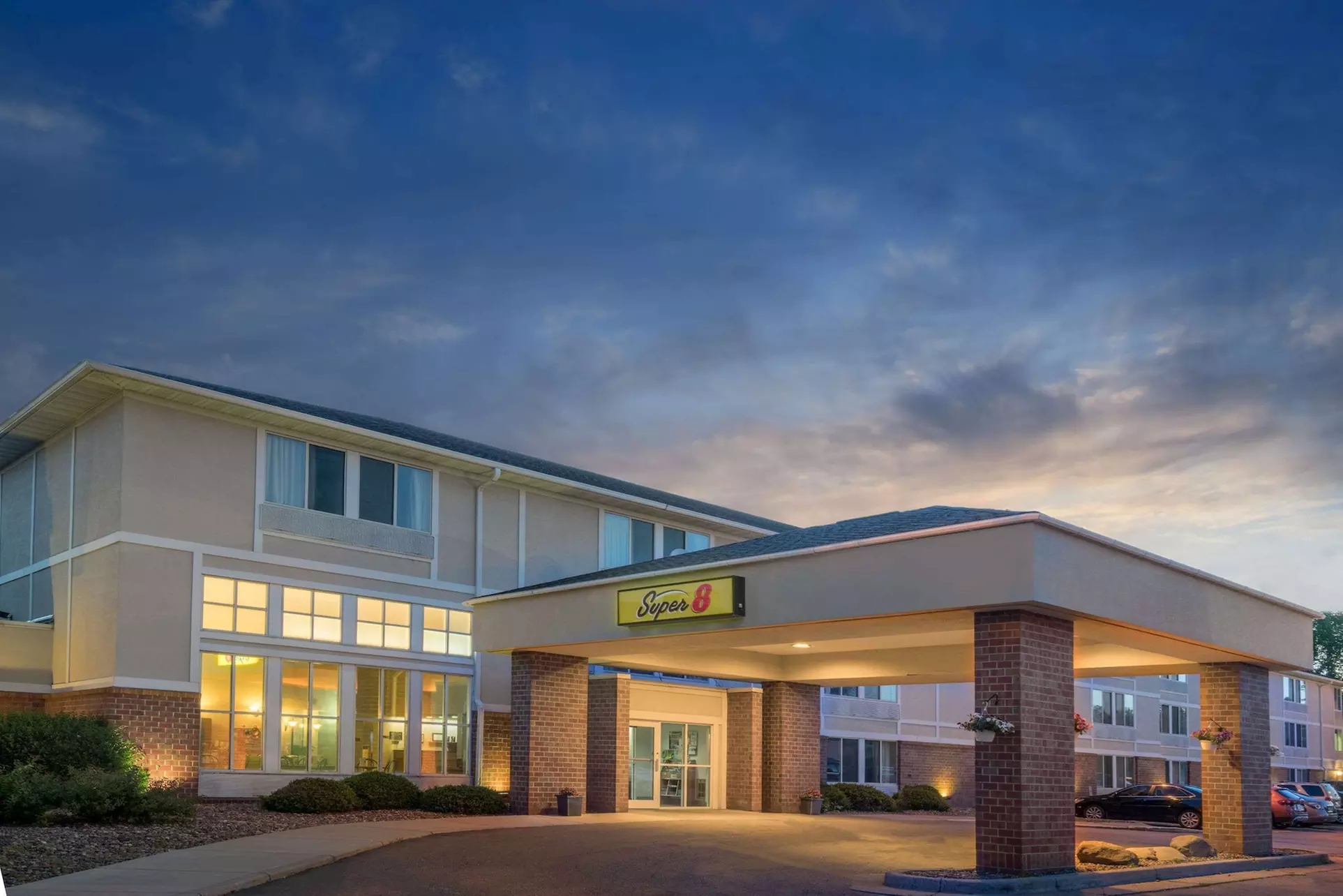 Super 8 by Wyndham Menomonie WI - Primary Image