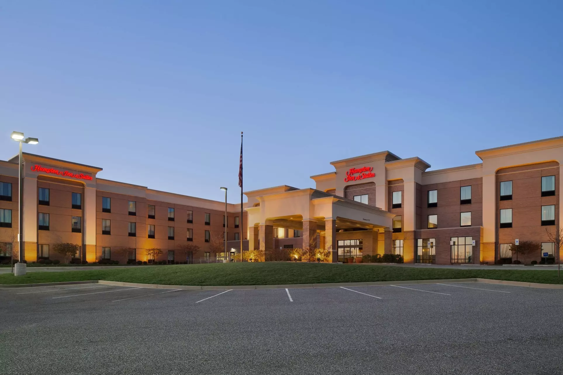 Hampton Inn & Suites Edgewood/Aberdeen-South - Primary Image