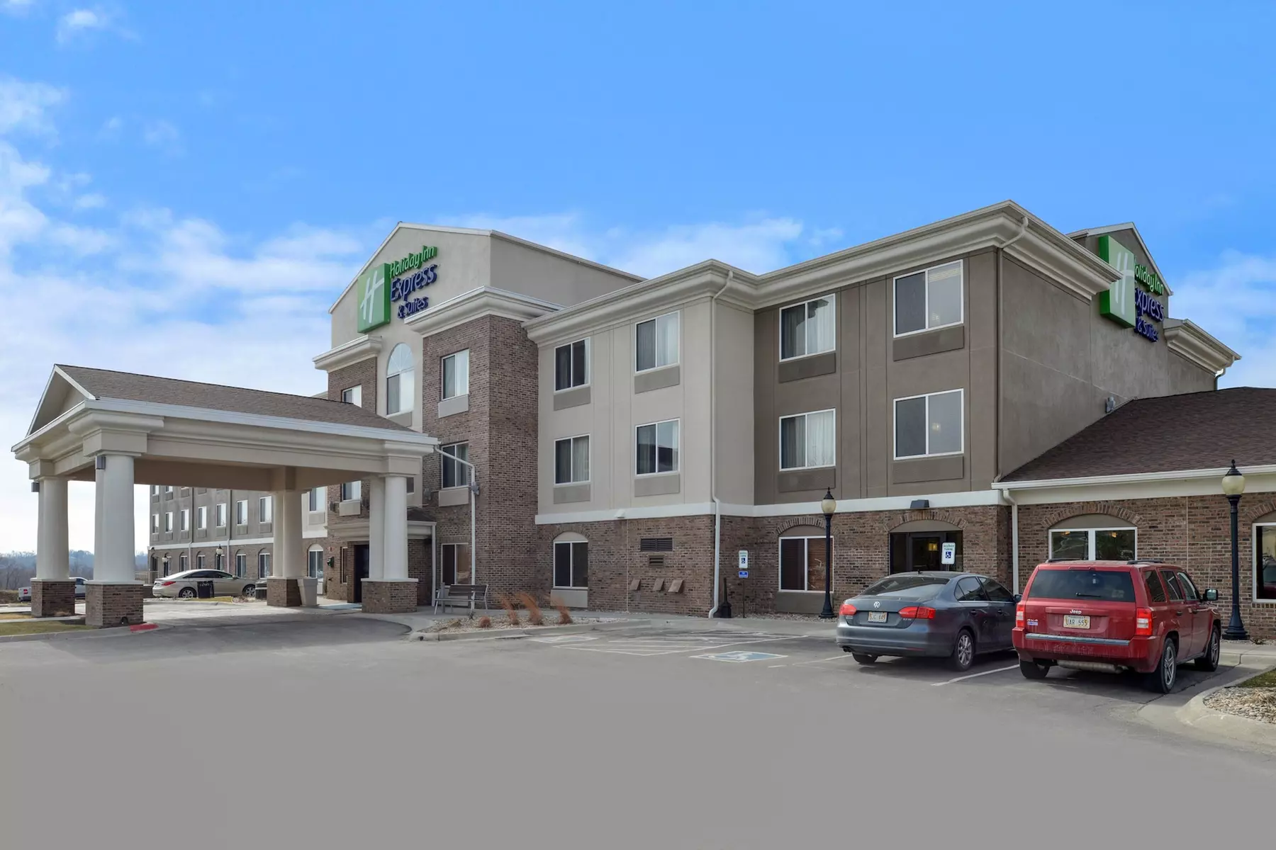 Holiday Inn Express & Suites Omaha West by IHG - Primary Image