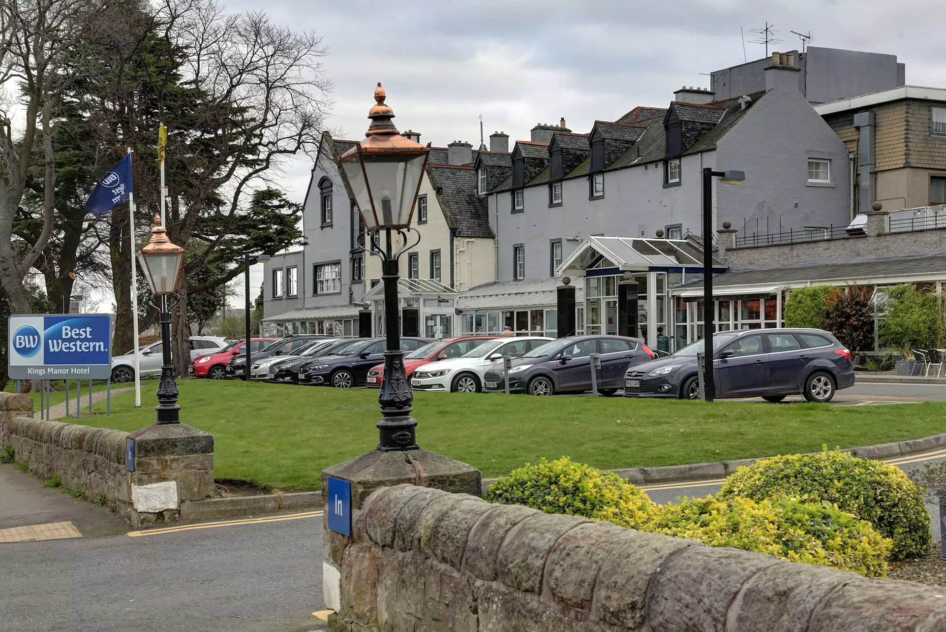 Best Western Kings Manor Hotel - Primary Image