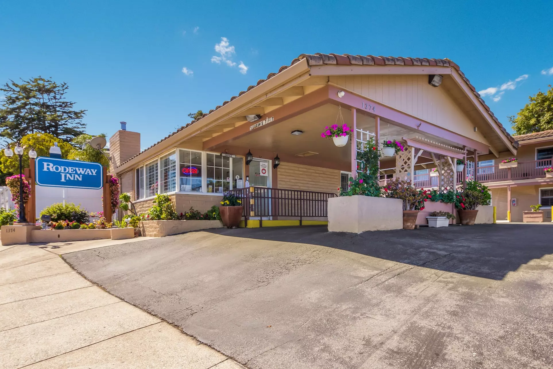 Rodeway Inn near Downtown Monterey - Primary Image