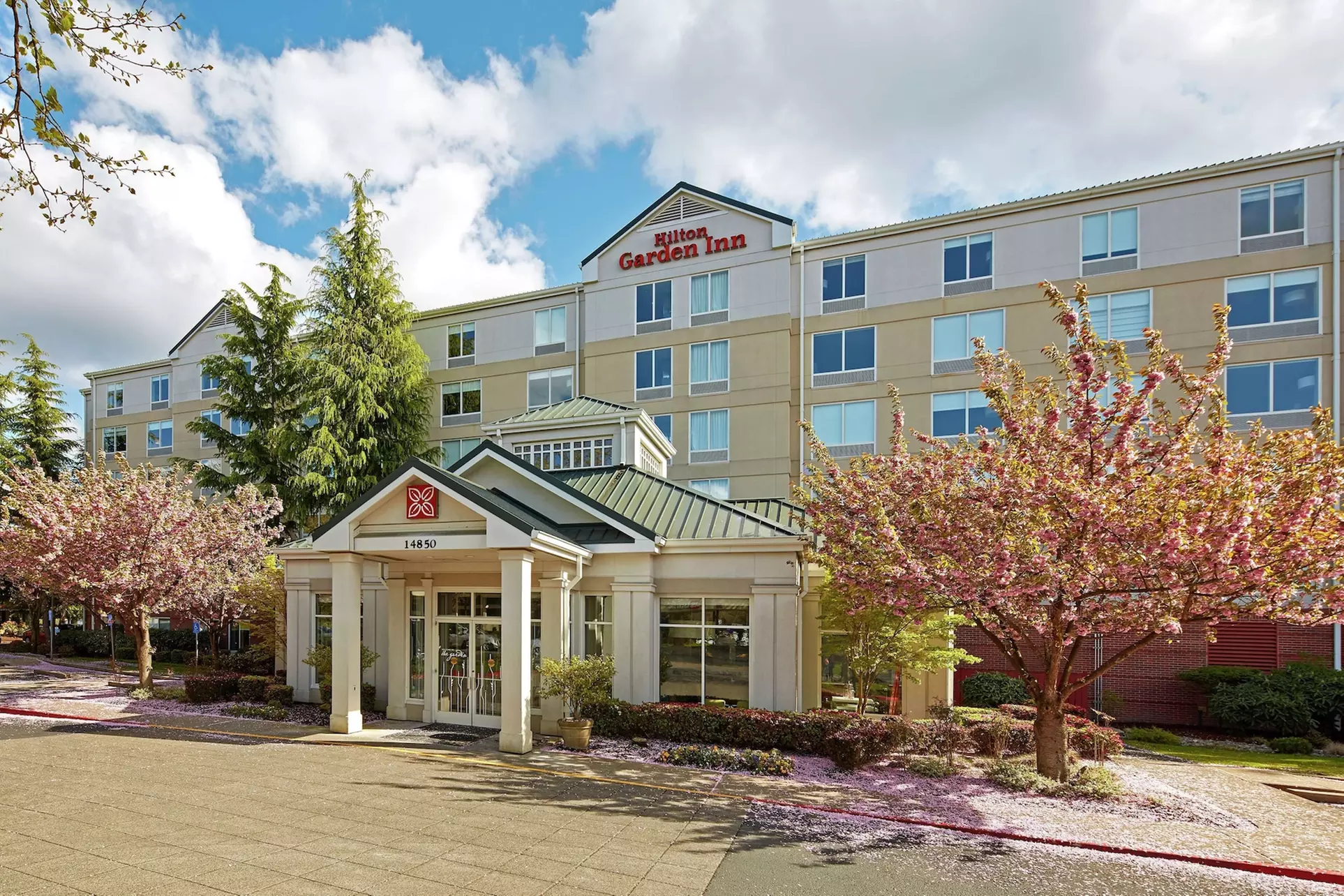 Hilton Garden Inn Portland/Lake Oswego - Primary Image