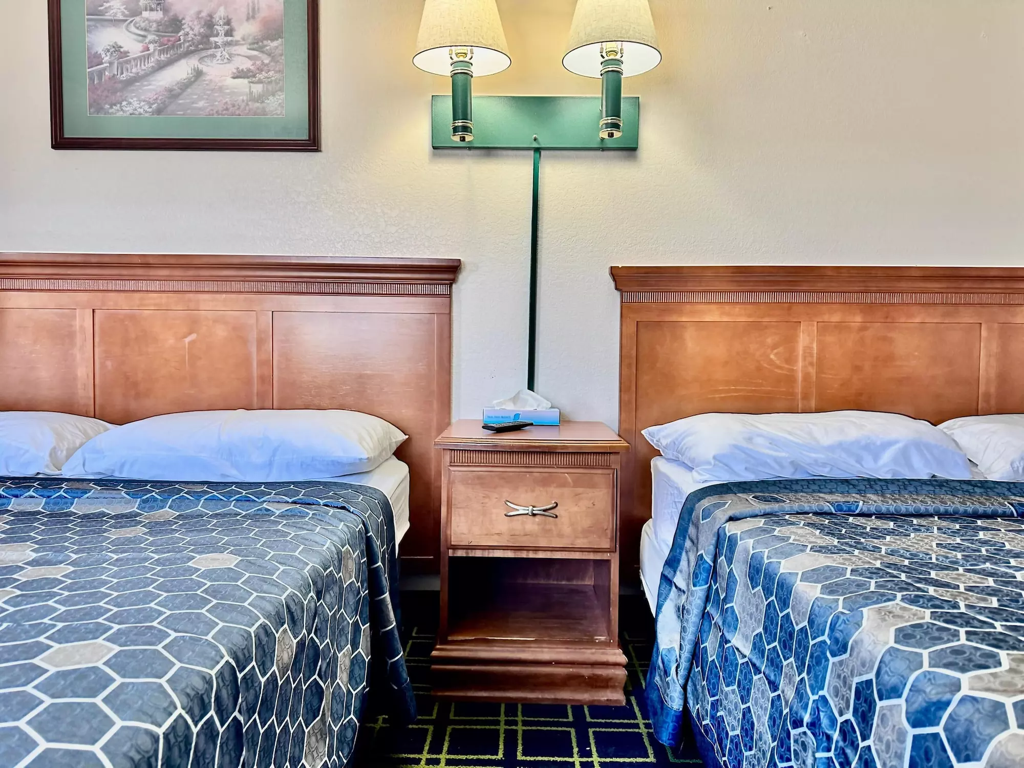 Sunset Inn & Suites - Primary Image