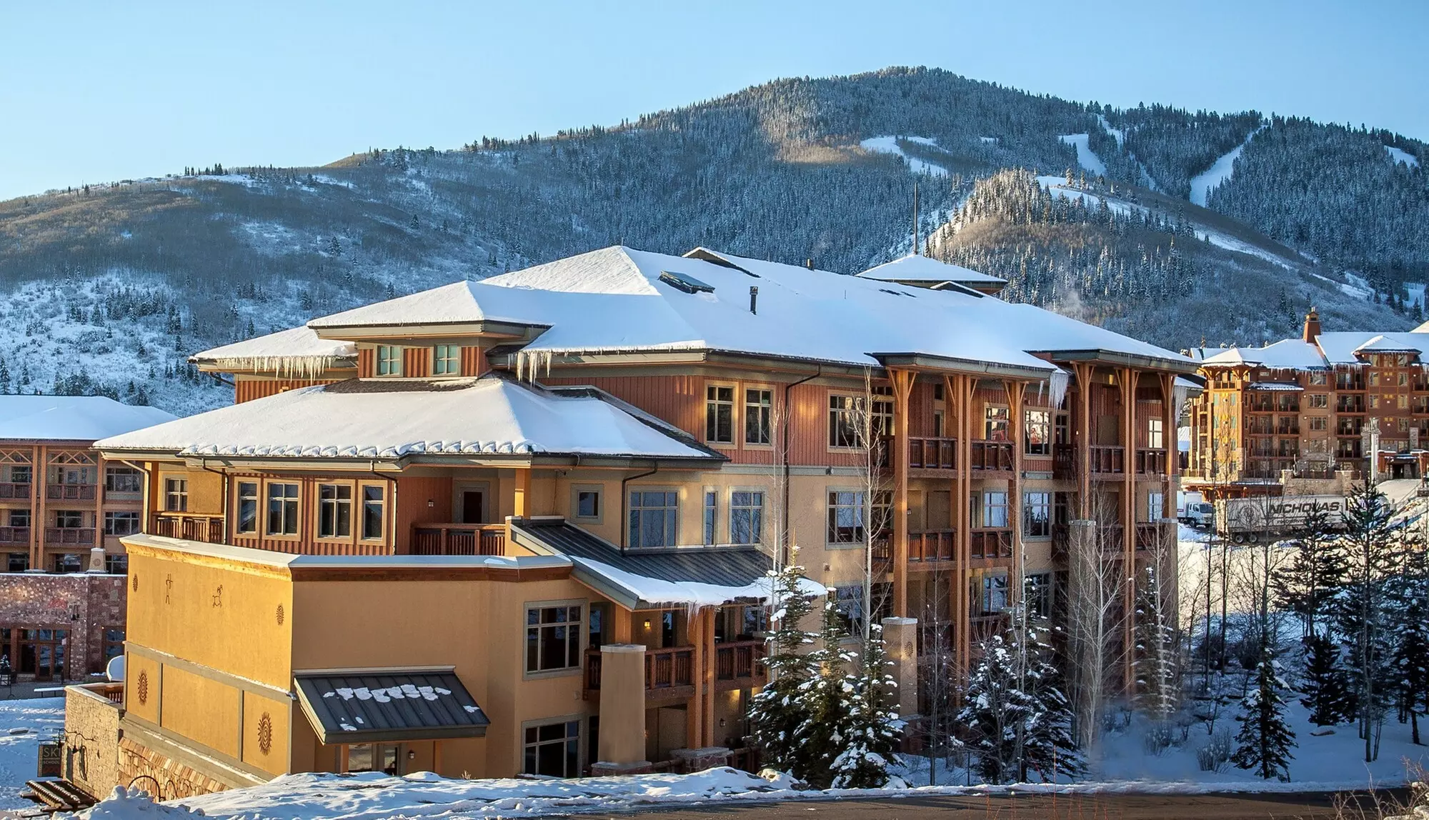 Sundial Lodge by All Seasons Resort Lodging - Primary Image