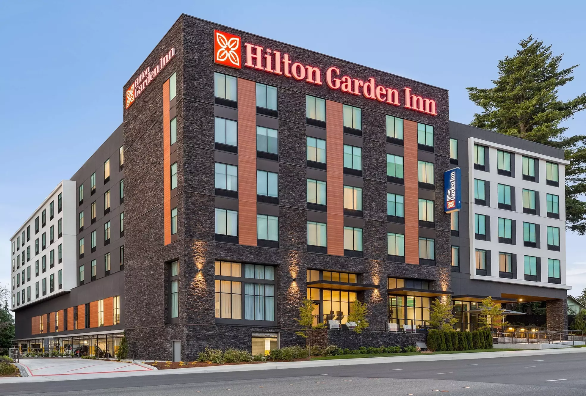 Hilton Garden Inn Seattle Airport - Primary Image