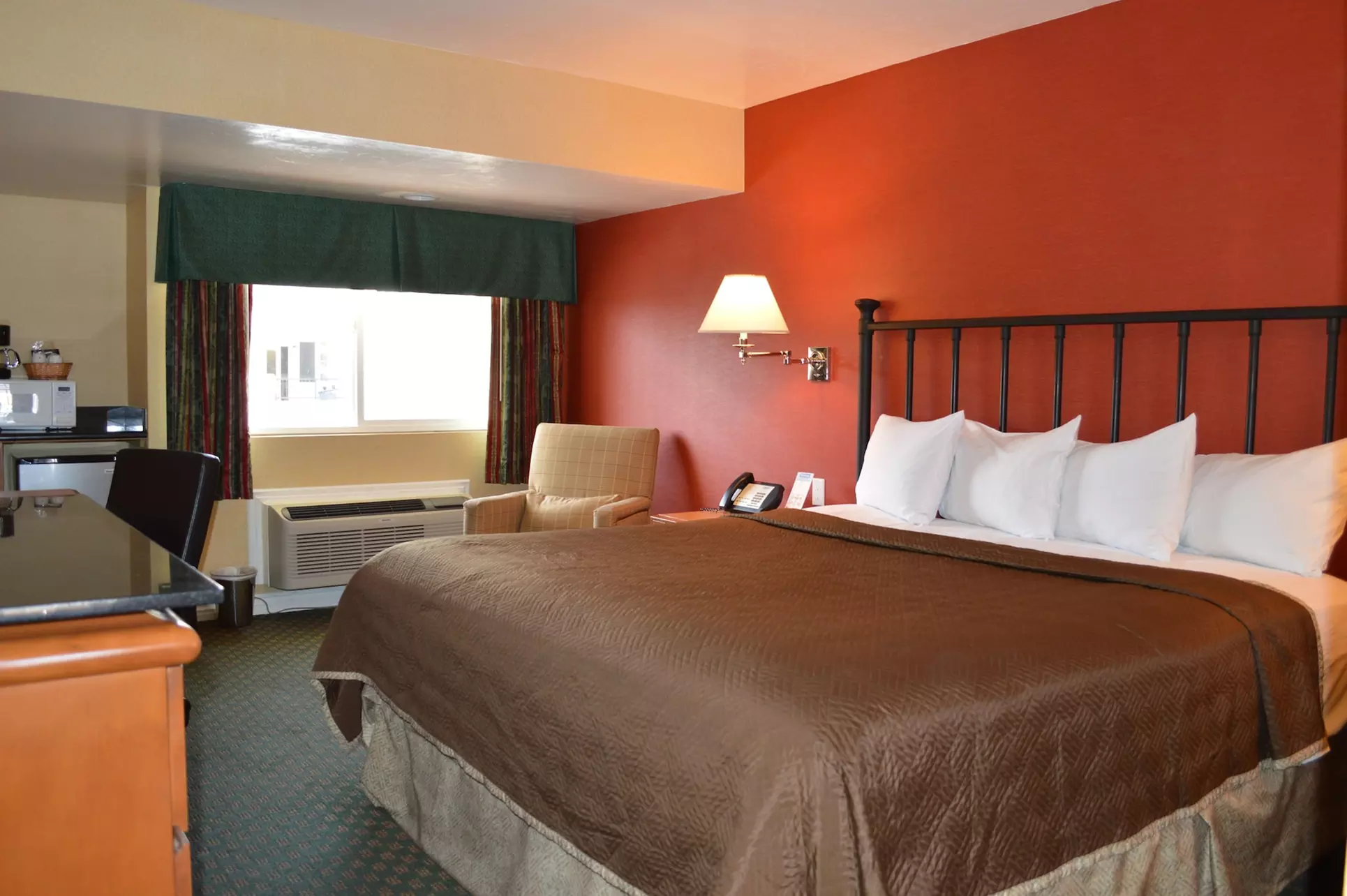 Travelodge by Wyndham San Diego Downtown Convention Center - Primary Image
