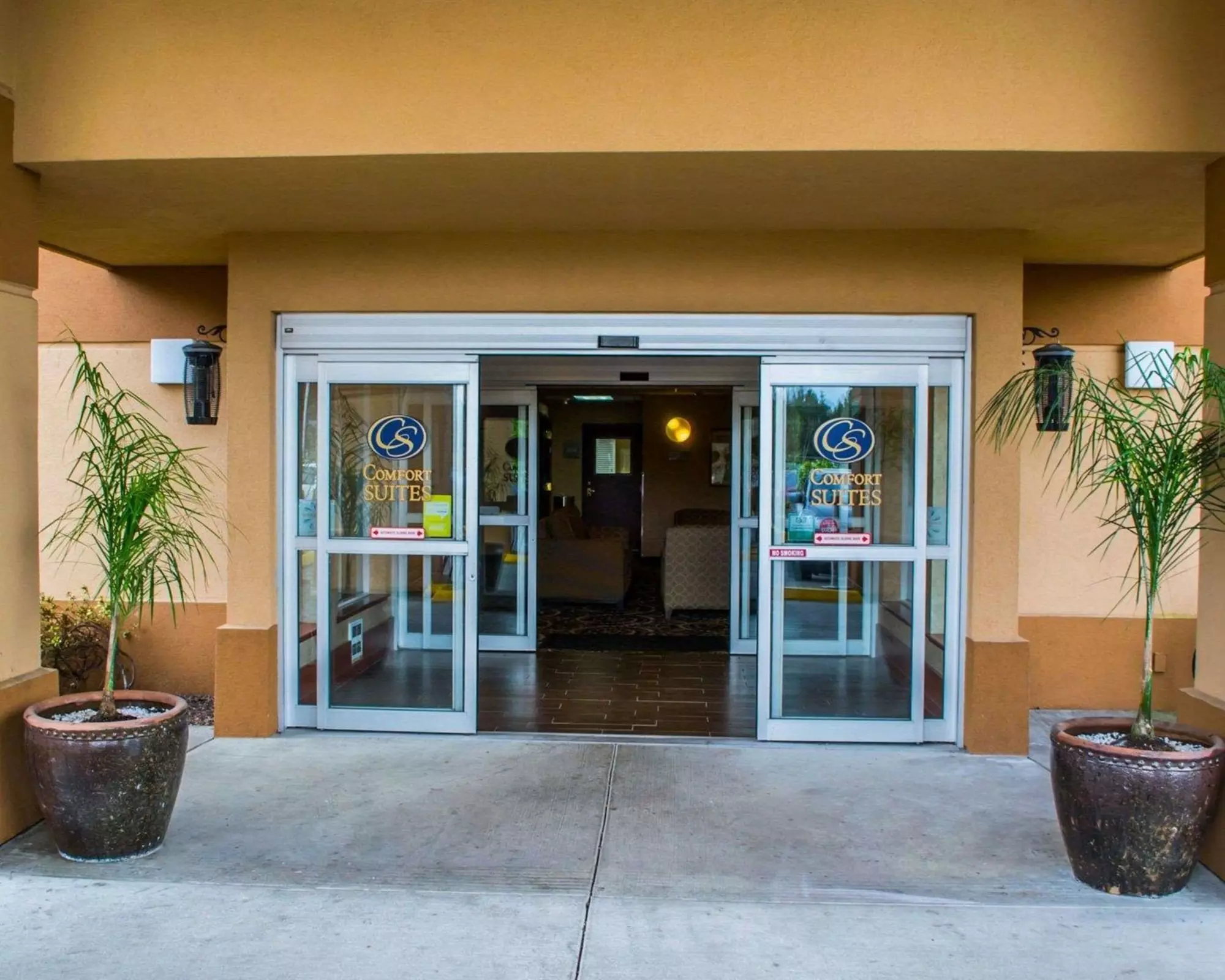 Comfort Suites Portland Southwest - Primary Image