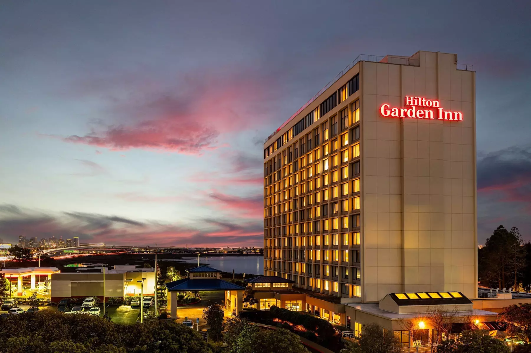Hilton Garden Inn San Francisco/Oakland Bay Bridge - Primary Image