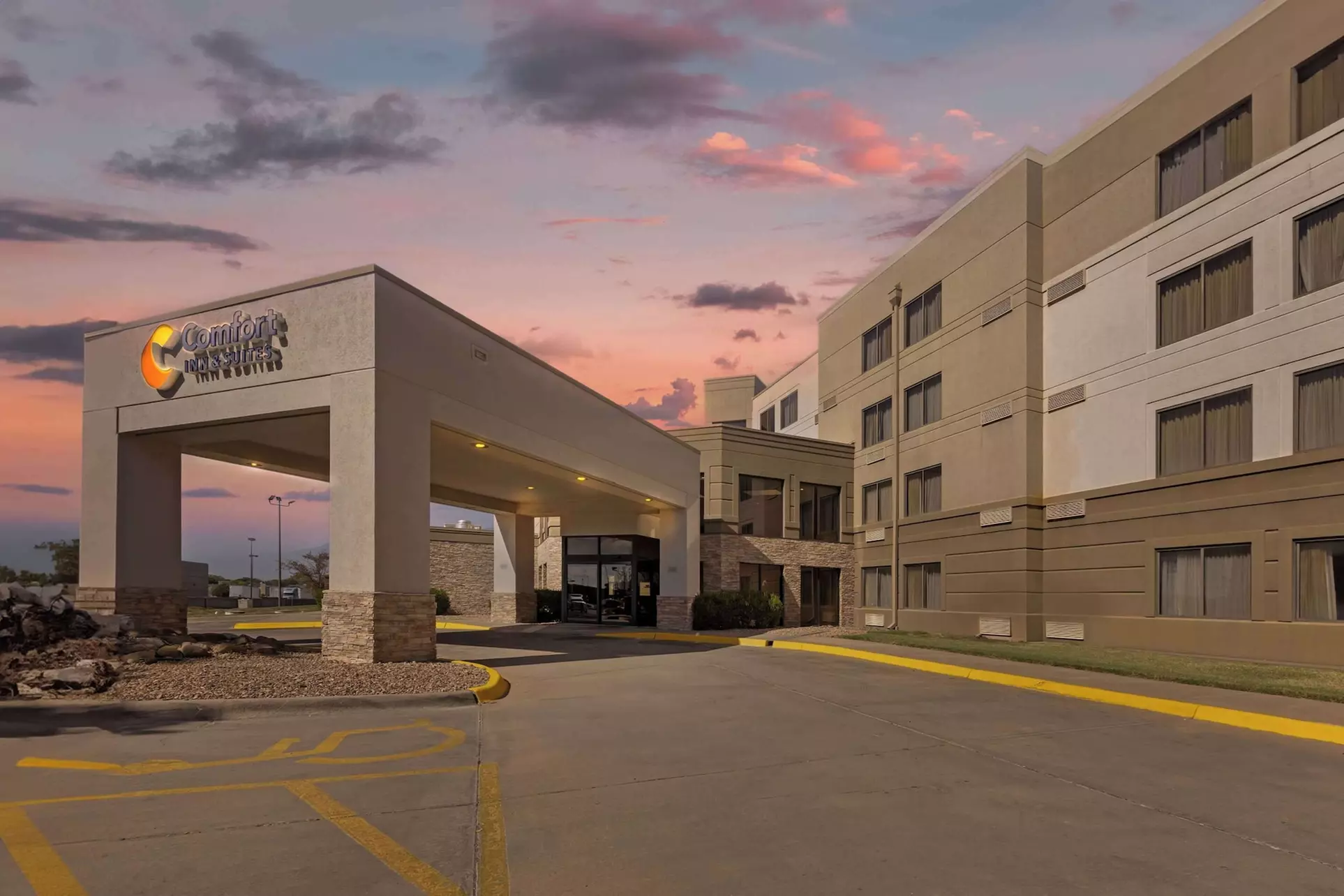Comfort Inn & Suites - Primary Image
