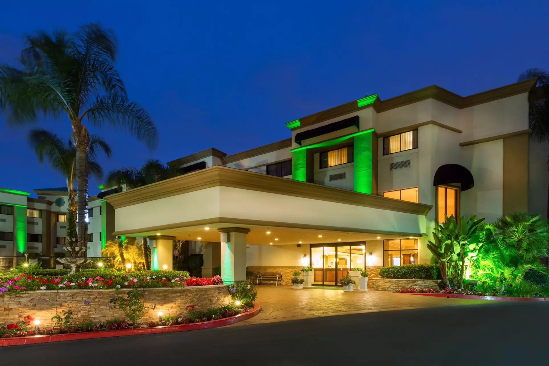 Holiday Inn Santa Ana Orange County Airport by IHG - Primary Image