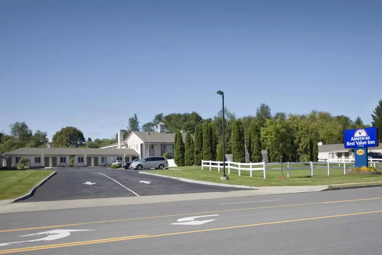 Americas Best Value Inn Albany East Greenbush - Primary Image