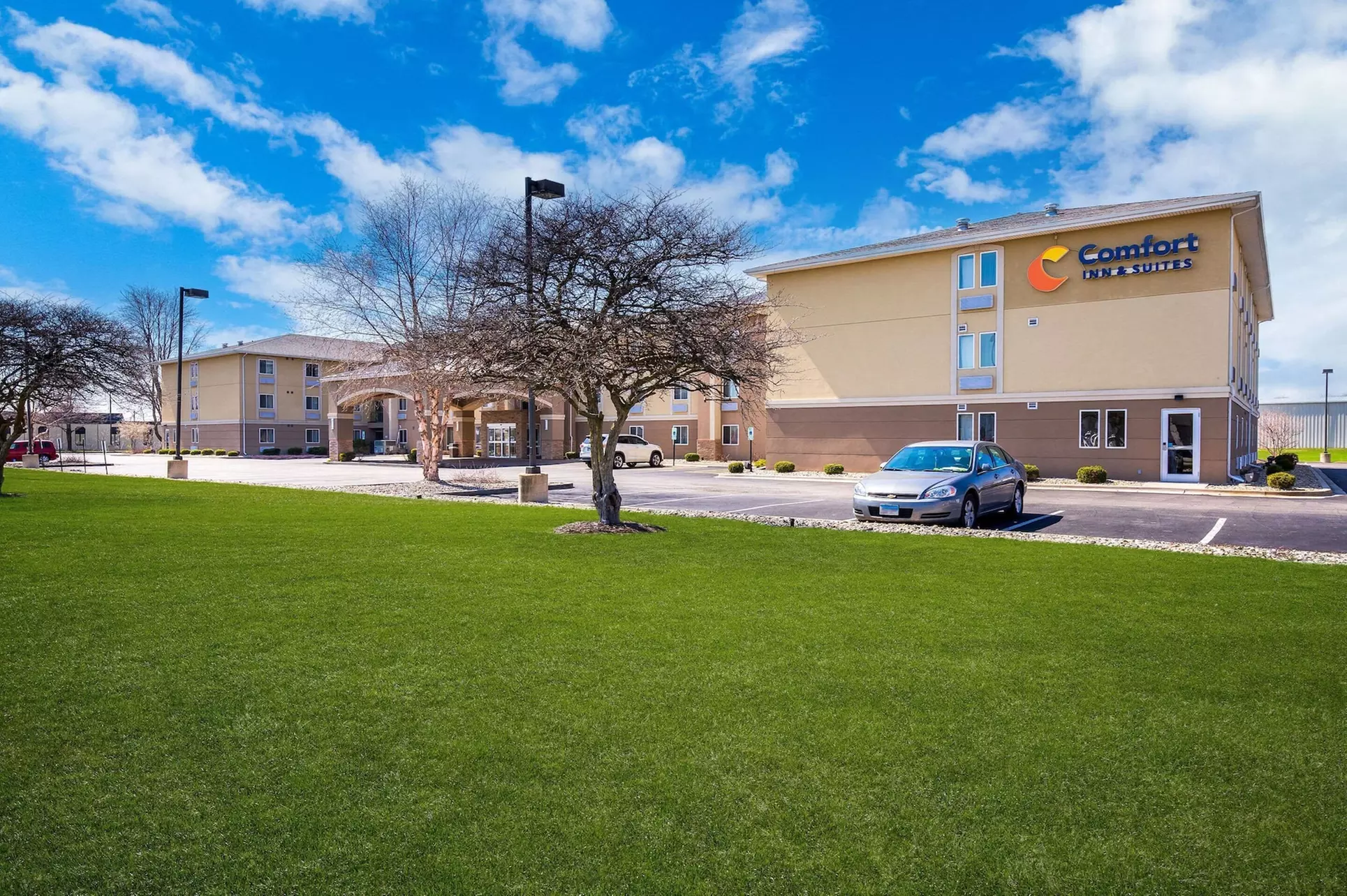 Comfort Inn & Suites Springfield I-55 - Primary Image