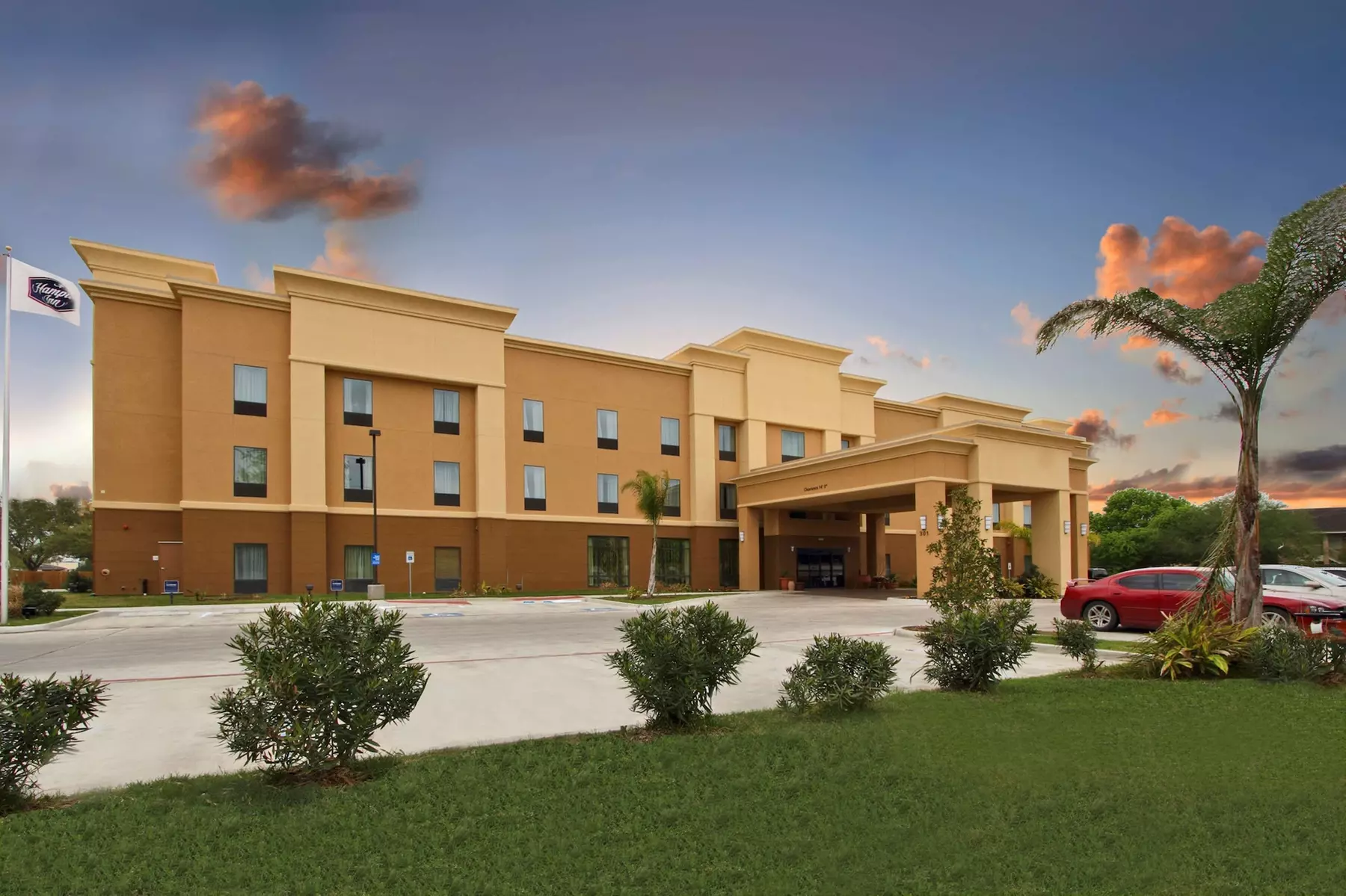 Hampton Inn Beeville - Primary Image
