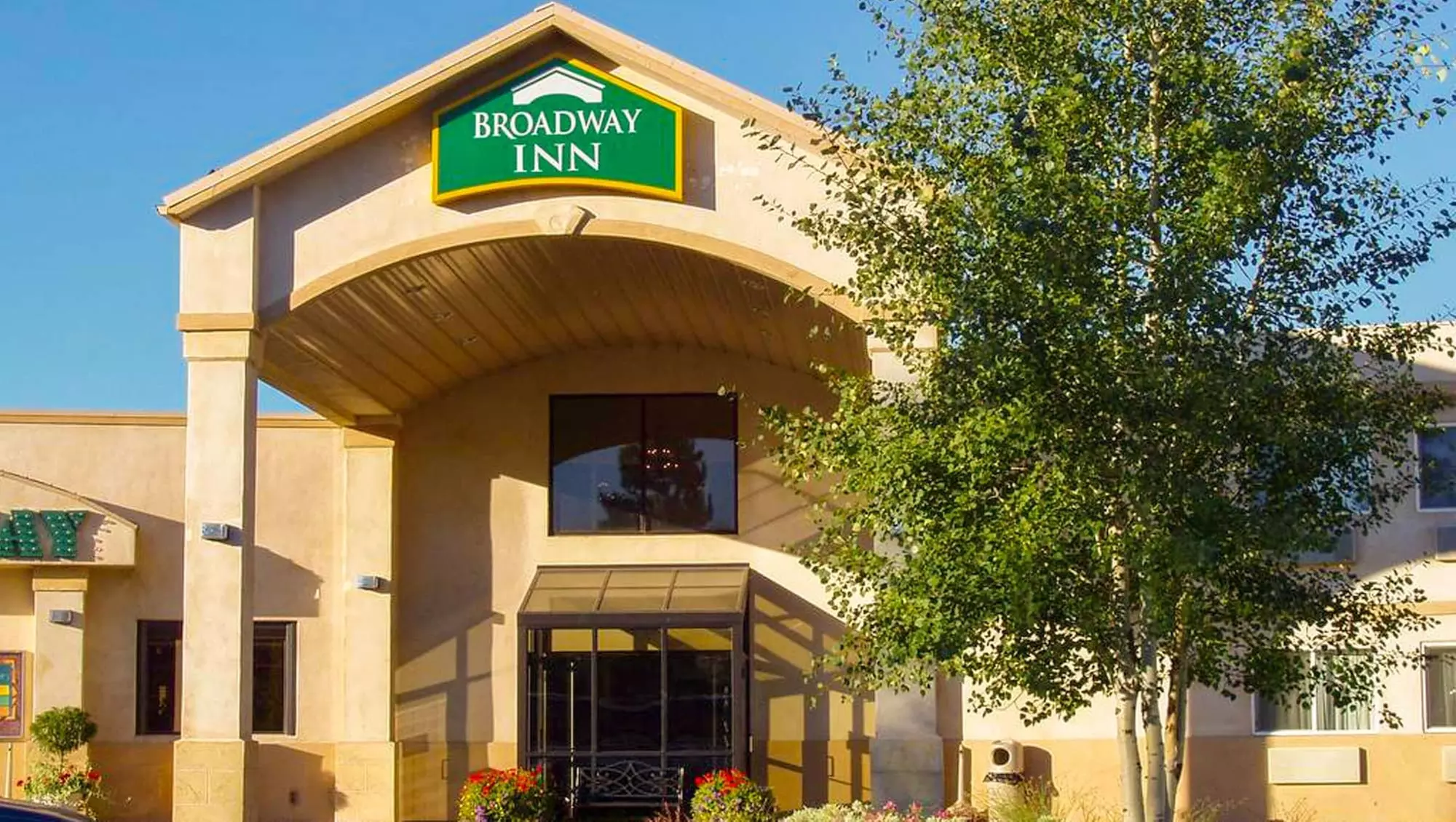 Broadway Inn Conference Center - Primary Image