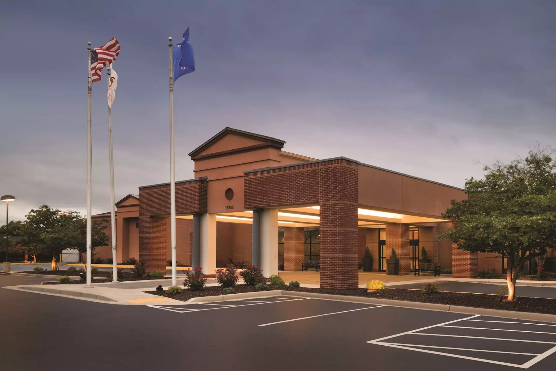 DoubleTree by Hilton Milwaukee - Brookfield - Primary Image