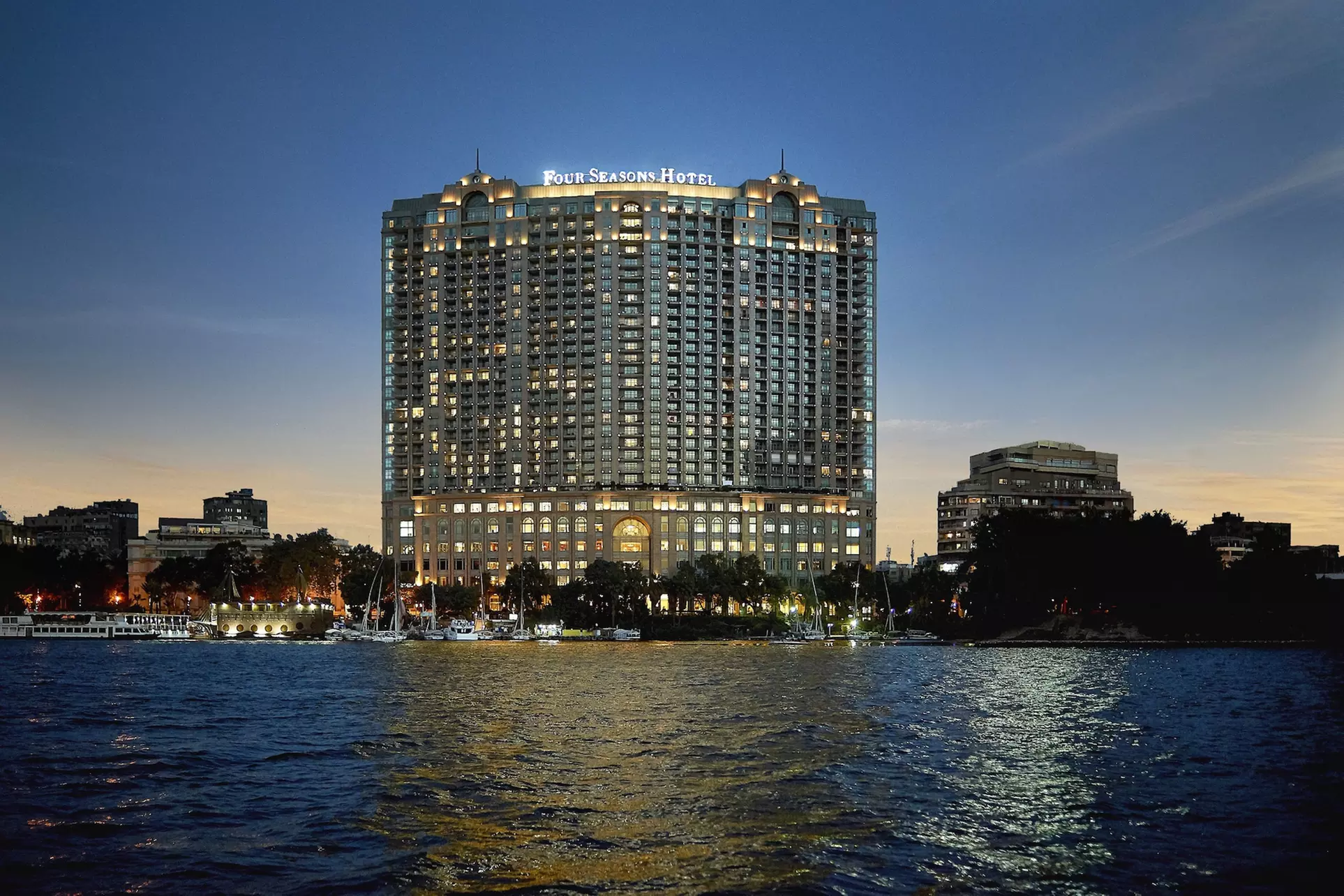 Four Seasons Hotel Cairo at Nile Plaza - Primary Image