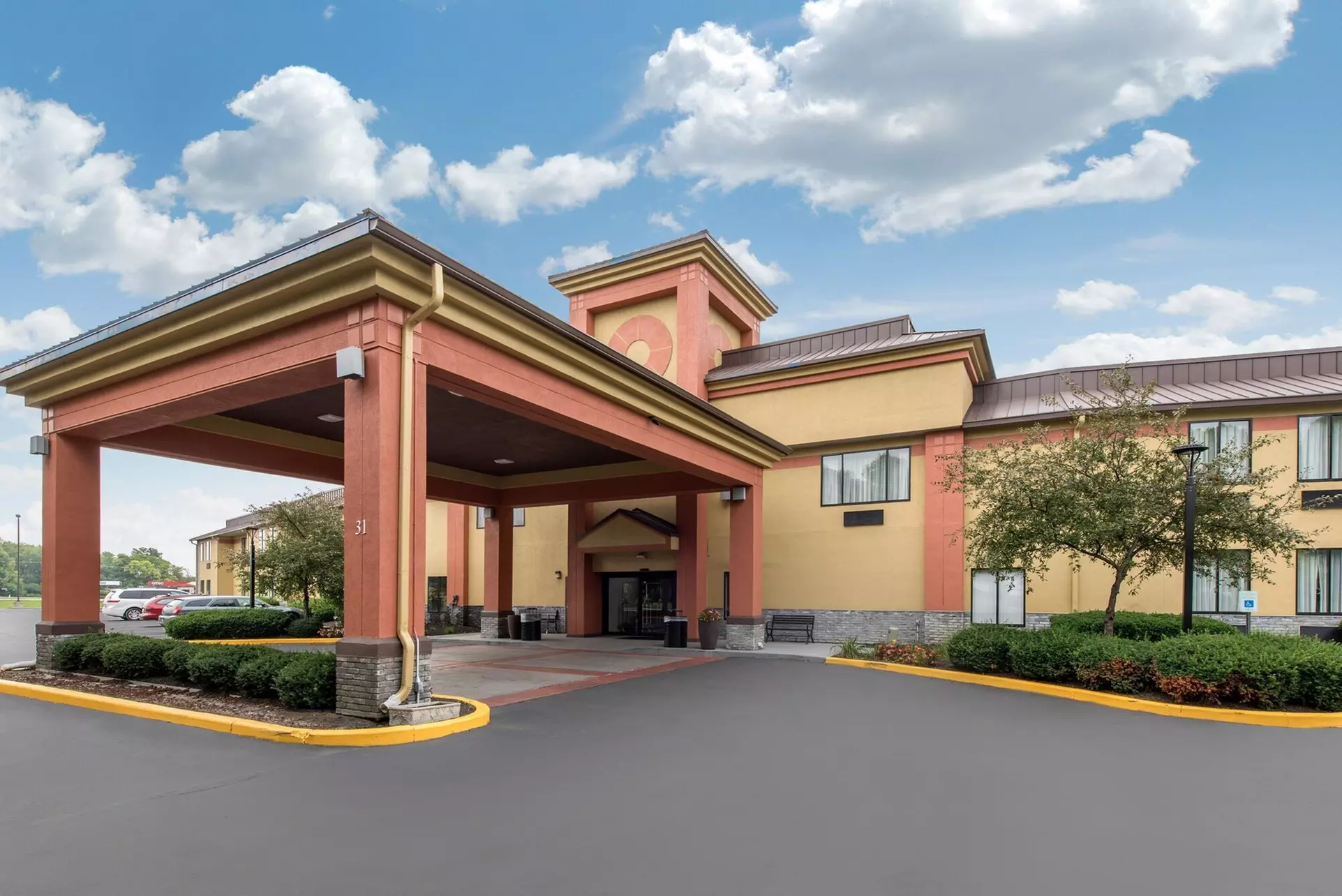 Quality Inn & Suites Brownsburg - Indianapolis West - Primary Image