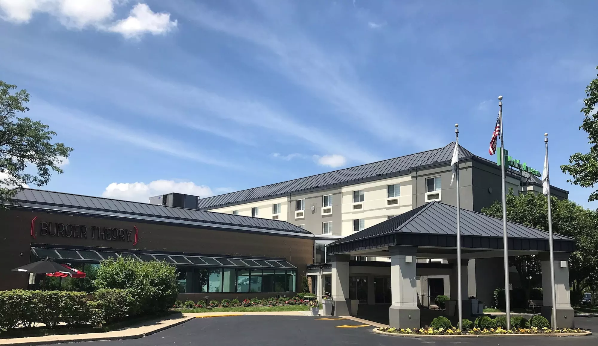 Holiday Inn & Suites Chicago-Carol Stream (Wheaton) by IHG - Primary Image