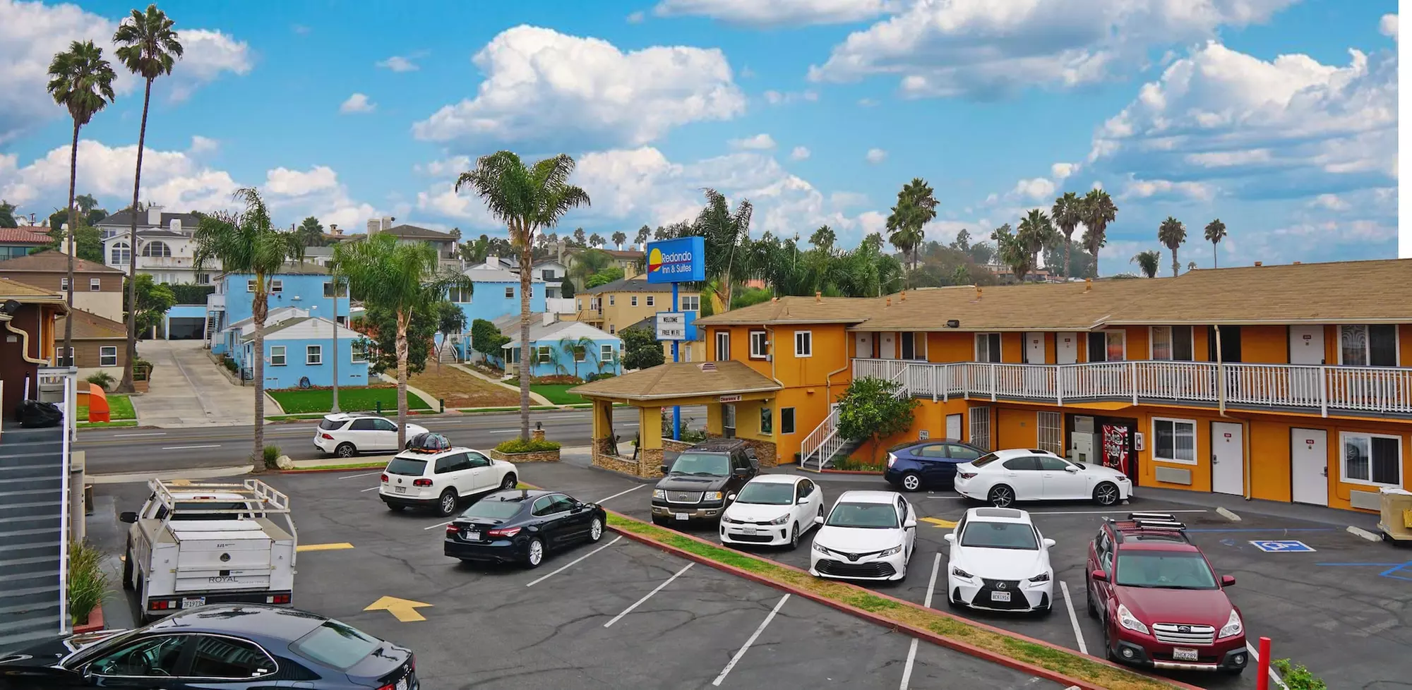 Redondo Inn and Suites - Primary Image