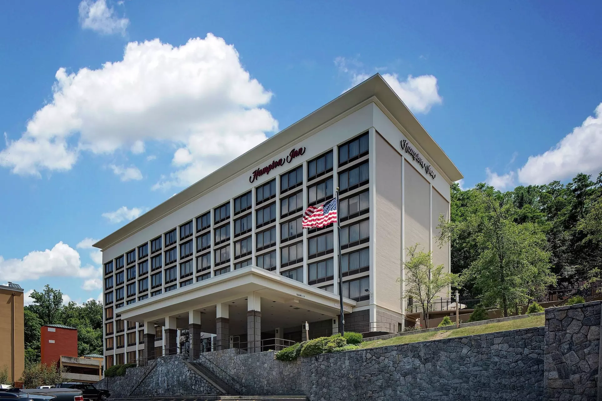 Hampton Inn White Plains/Tarrytown - Primary Image
