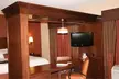 Hampton Inn & Suites New Castle - Second Medium