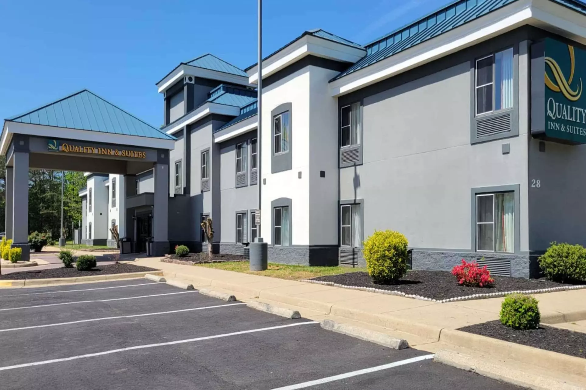 Quality Inn and Suites - Primary Image