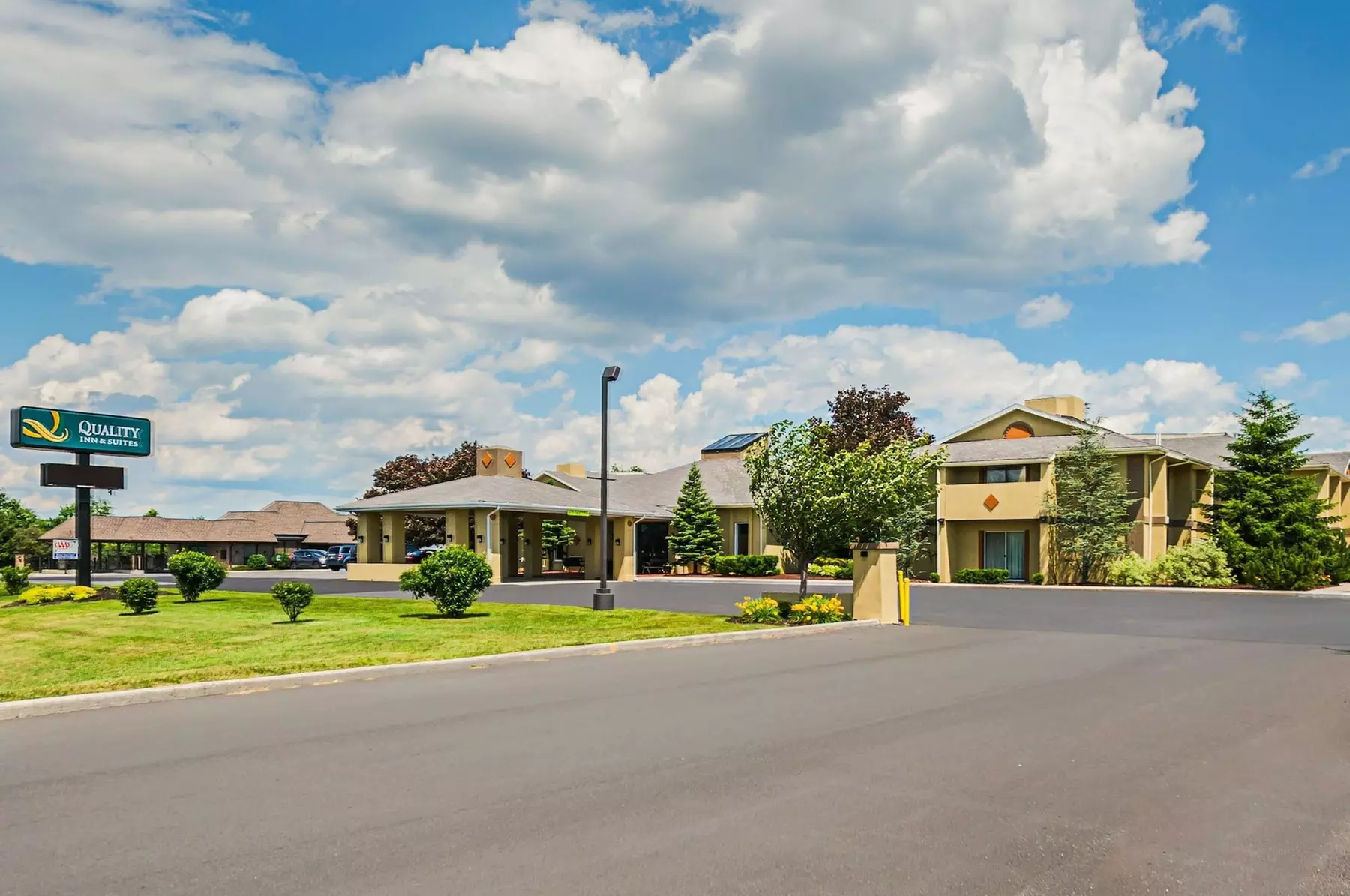 Quality Inn & Suites Frostburg - Cumberland - Primary Image