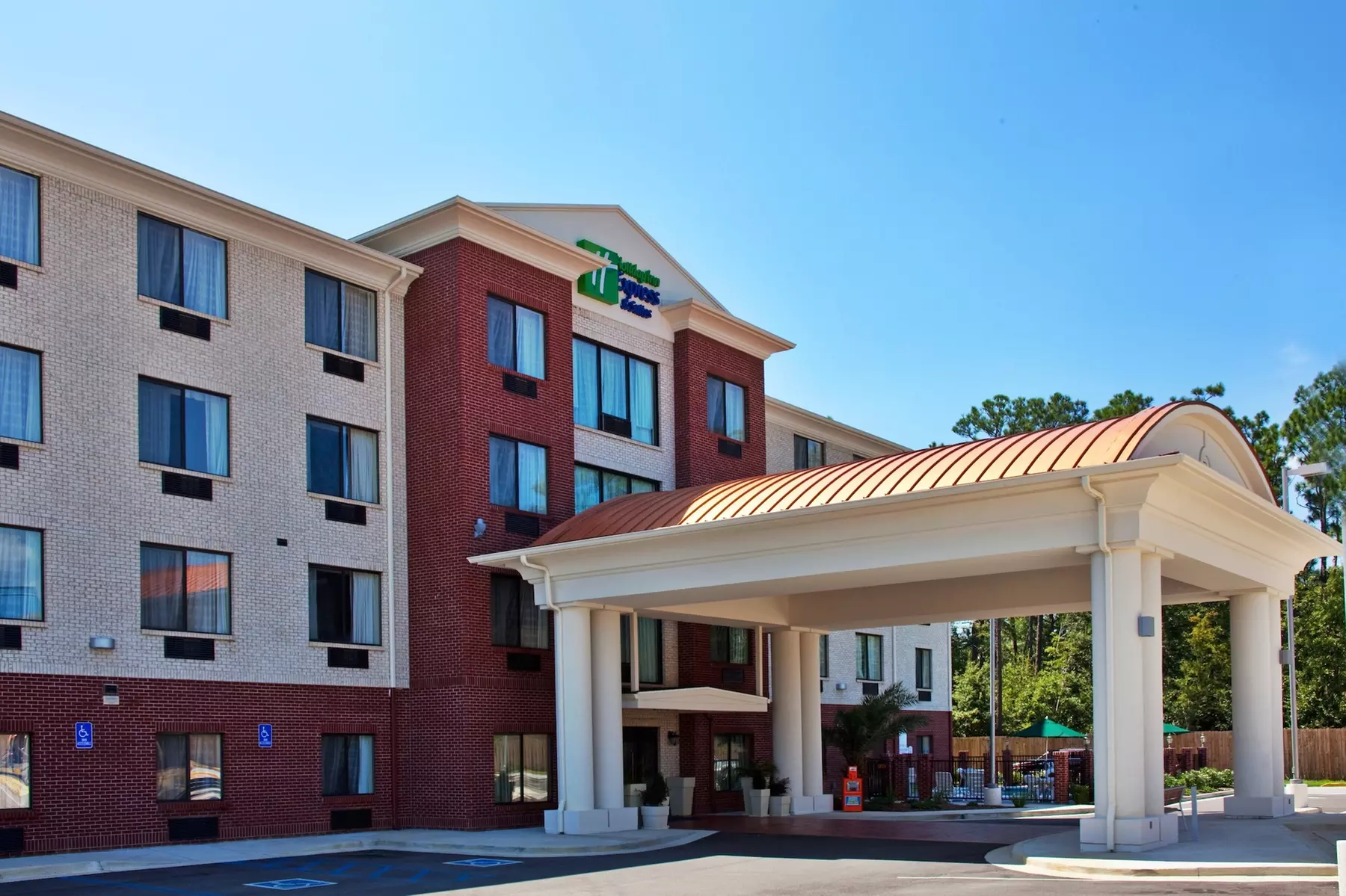 Holiday Inn Express & Suites Ocean Springs by IHG - Primary Image