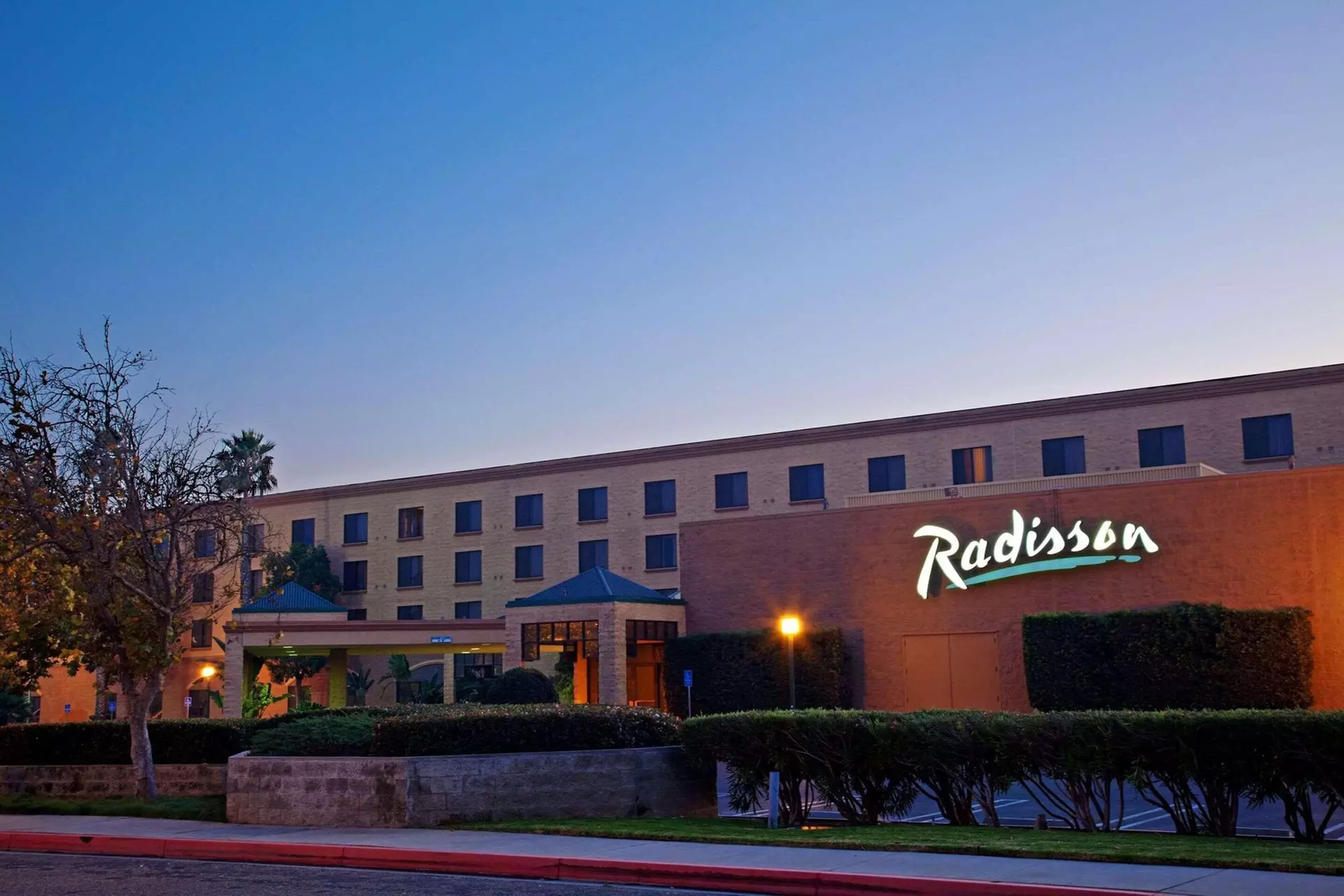 Radisson Hotel Santa Maria - Primary Image